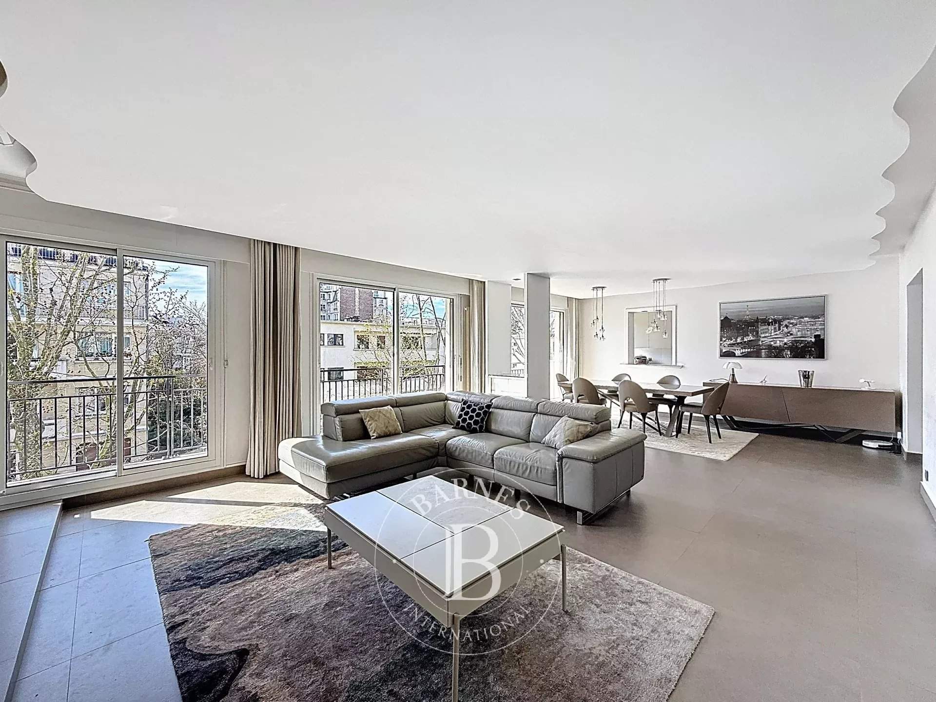 Neuilly-sur-Seine  - Appartement 5 Pi&egrave;ces 3 Chambres - picture 1