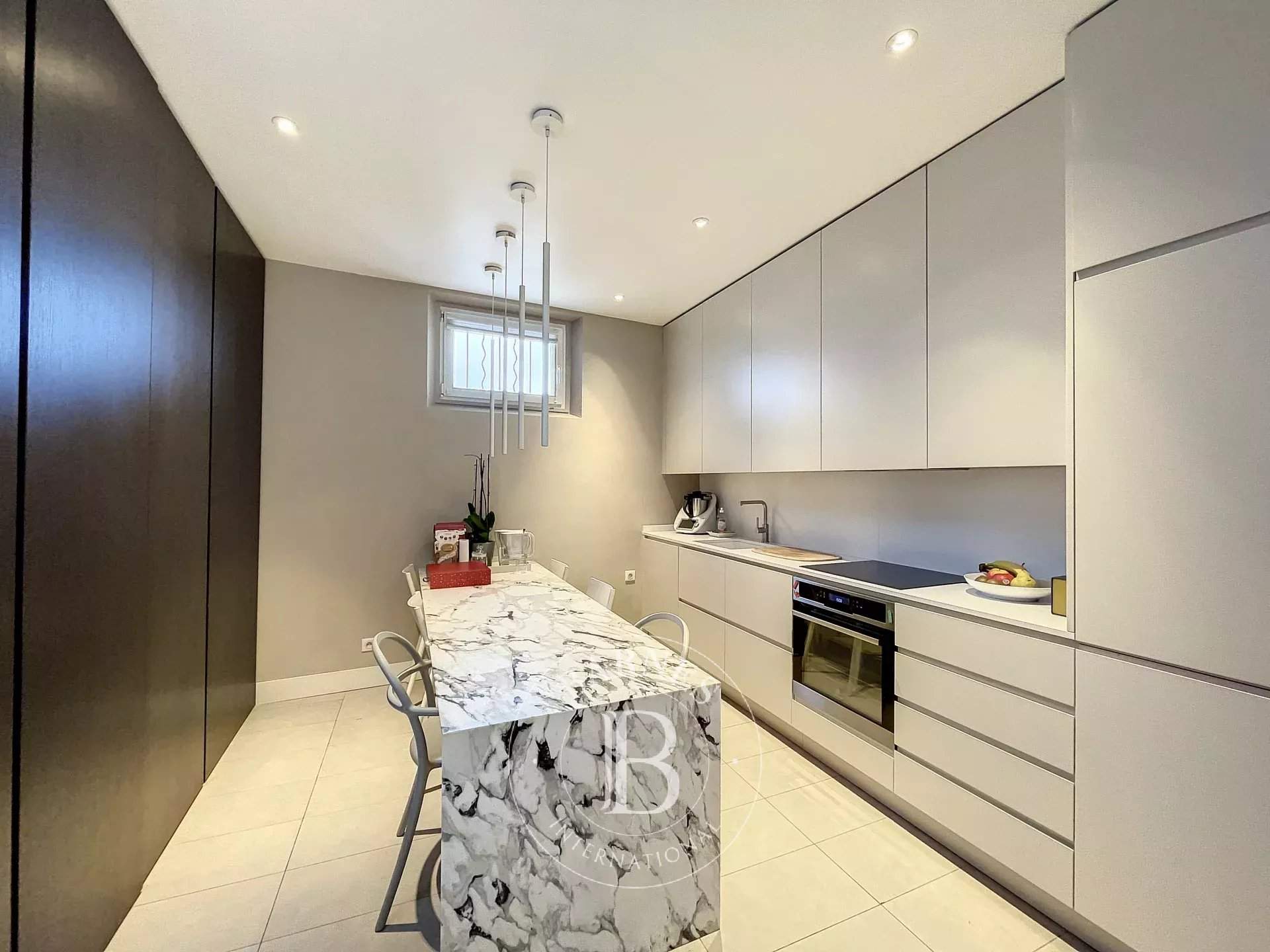 Neuilly-sur-Seine  - Piso 5 Cuartos 3 Habitaciones - picture 15