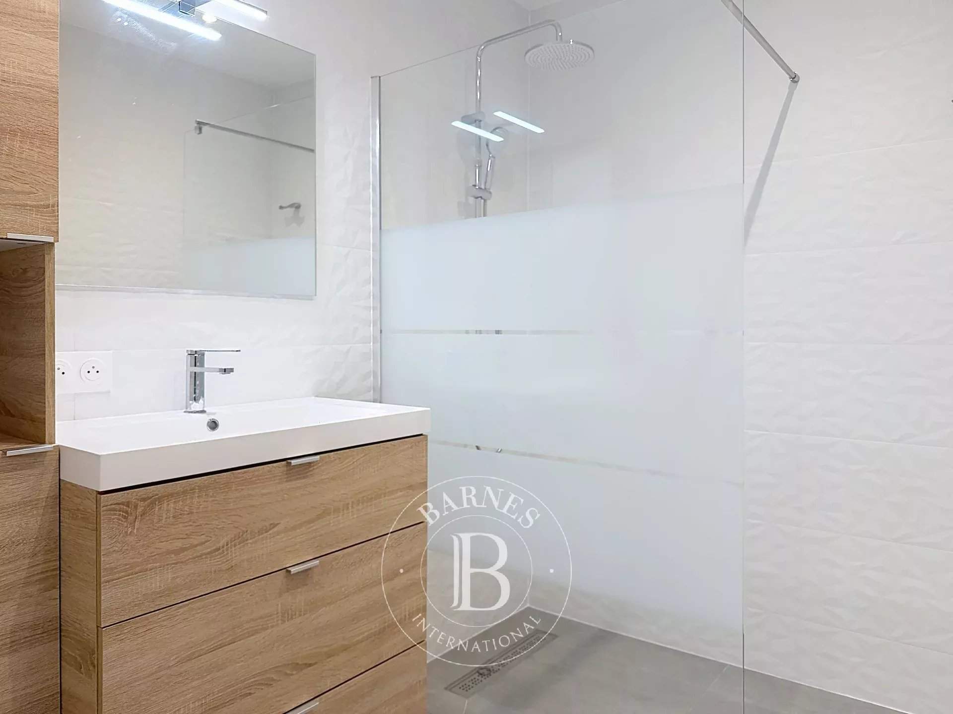 Neuilly-sur-Seine  - Appartement 3 Pi&egrave;ces, 1 Chambre - picture 8
