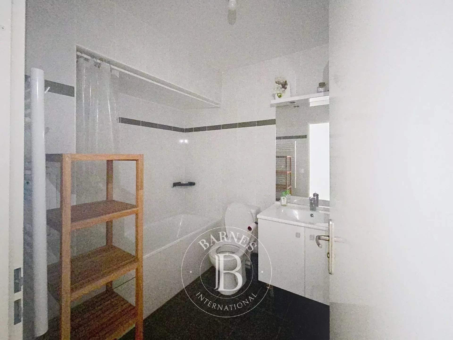 Nanterre  - Appartement 3 Pièces 2 Chambres - picture 7