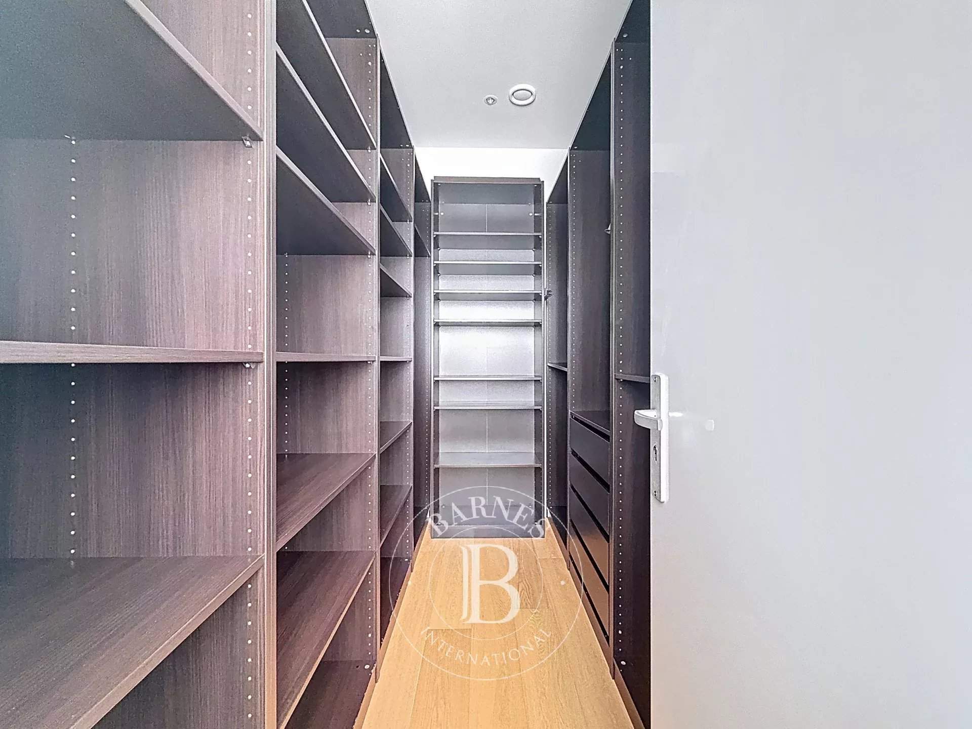 Neuilly-sur-Seine  - Appartement 6 Pièces 4 Chambres - picture 8