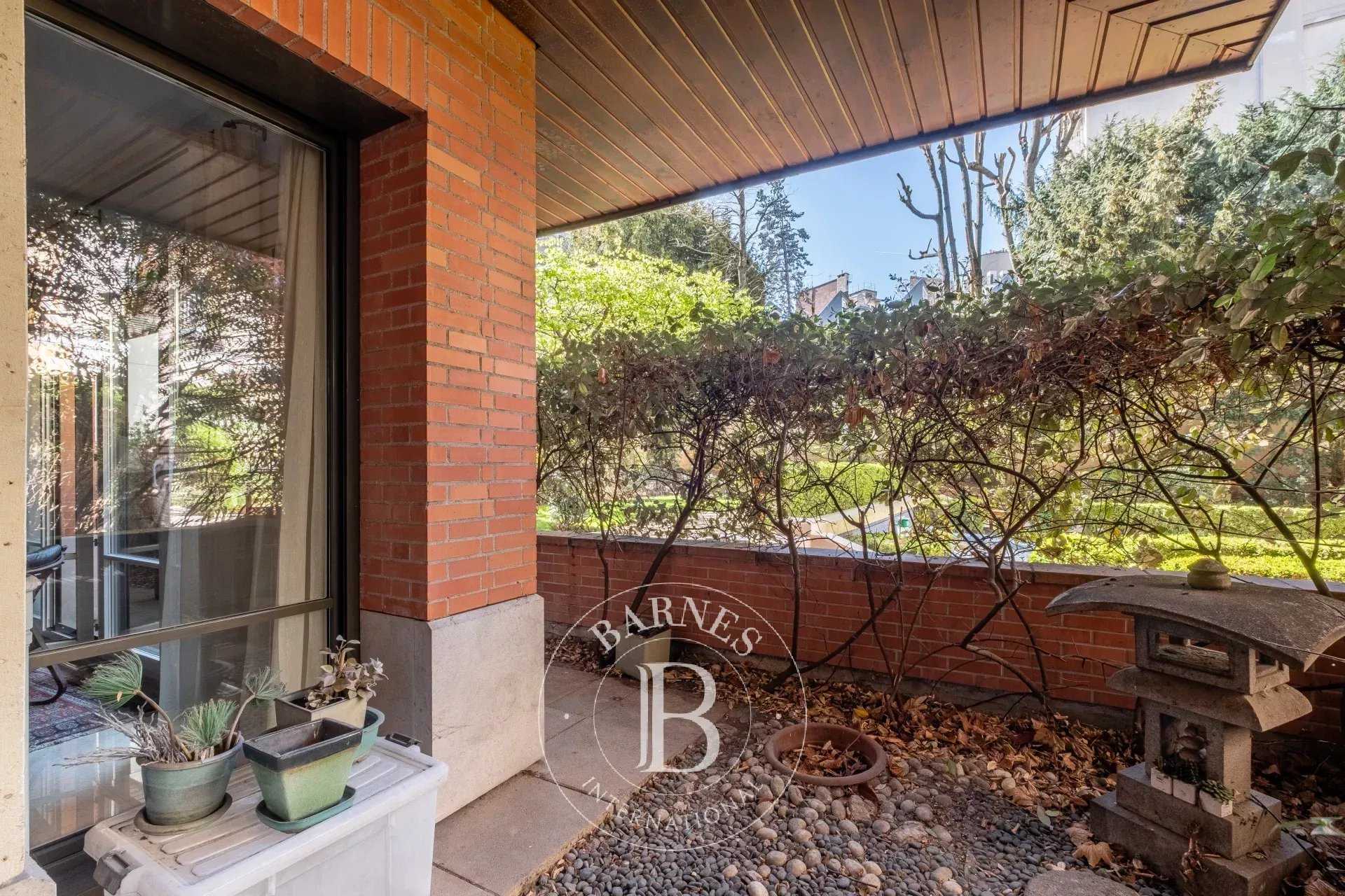 Paris  - Piso 5 Cuartos 3 Habitaciones