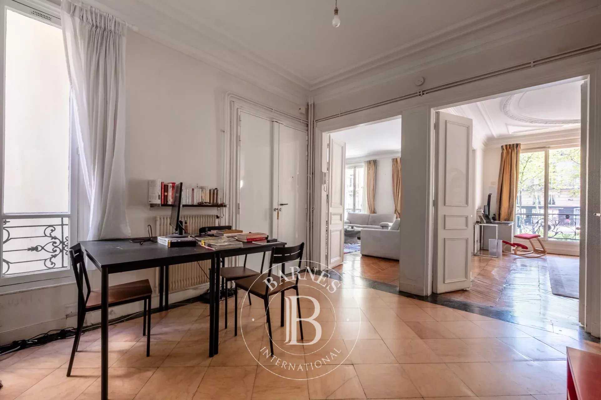 Paris  - Apartment 2 Bedrooms