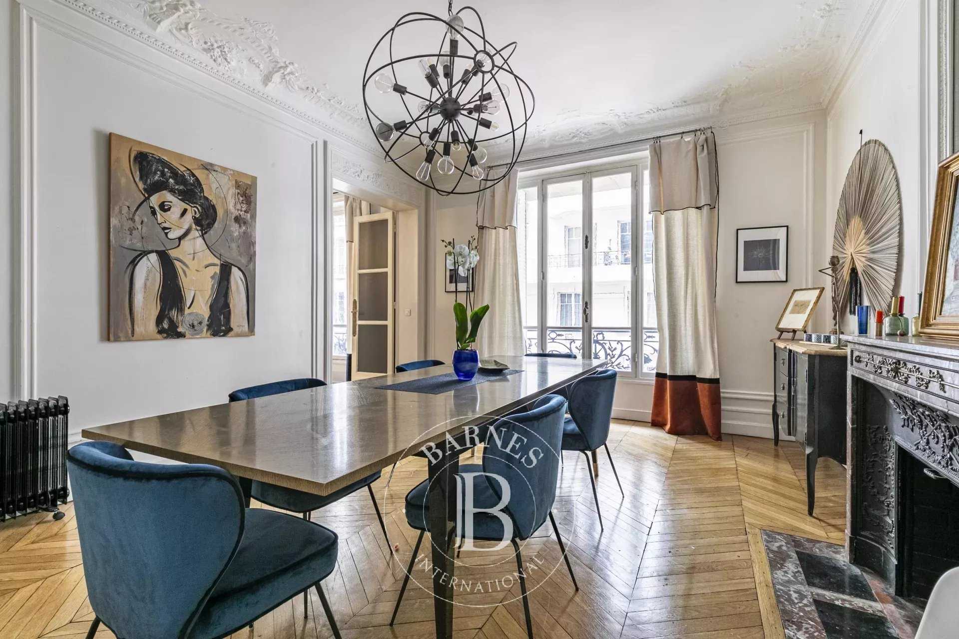 Paris  - Apartment 4 Bedrooms