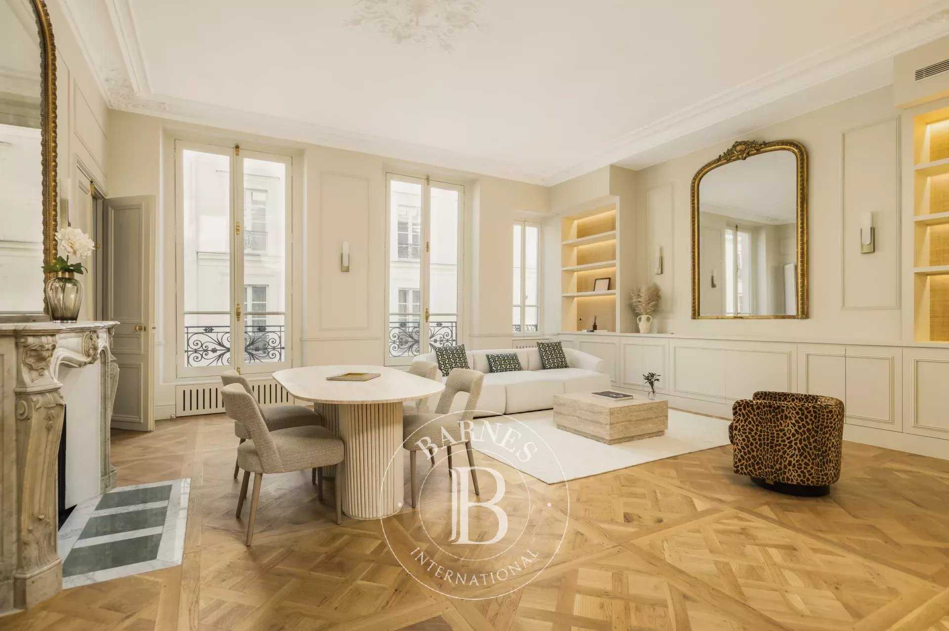 Paris  - Appartement 3 Pièces 2 Chambres