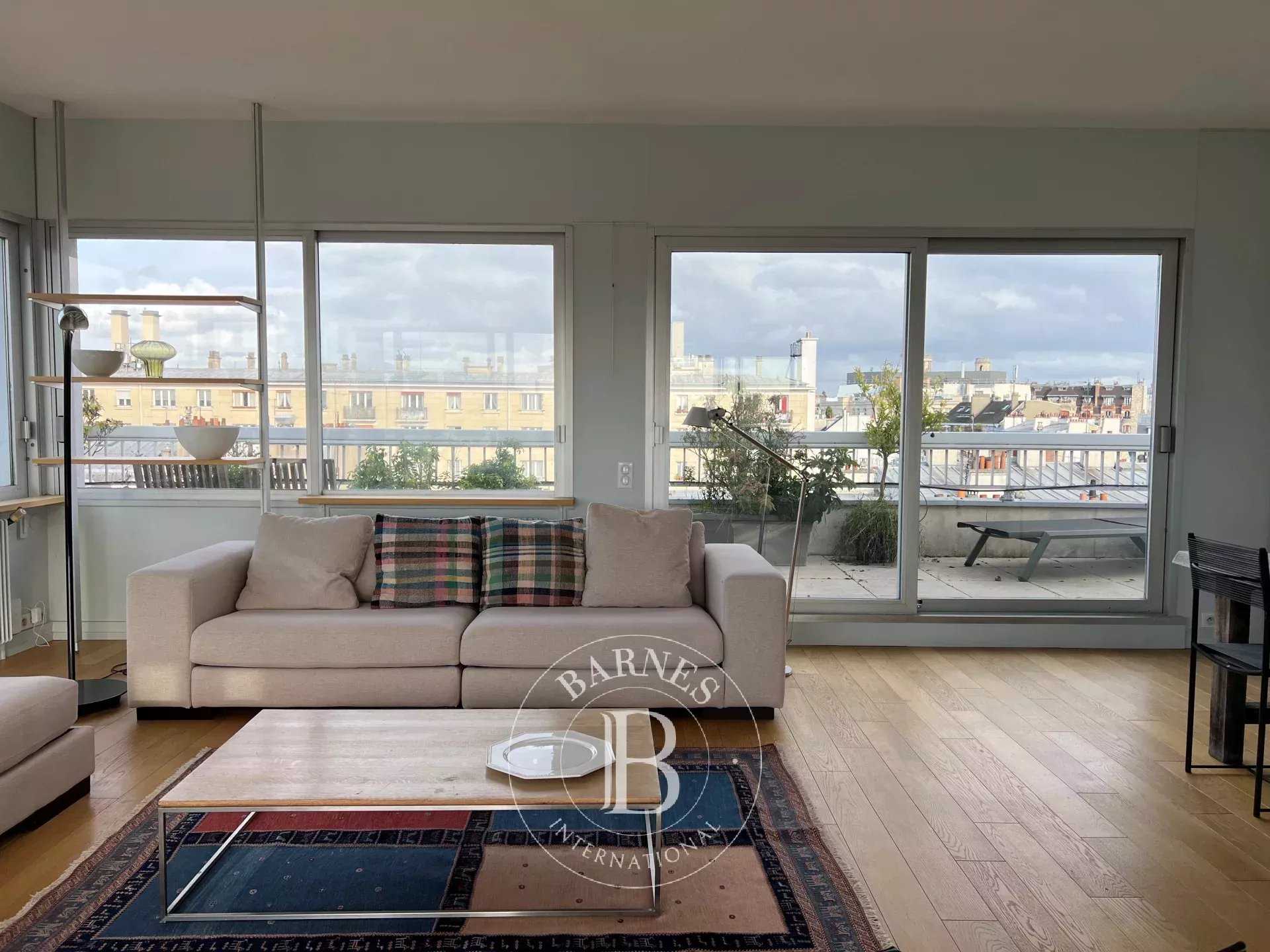 Paris  - Appartement 4 Pi&egrave;ces, 1 Chambre