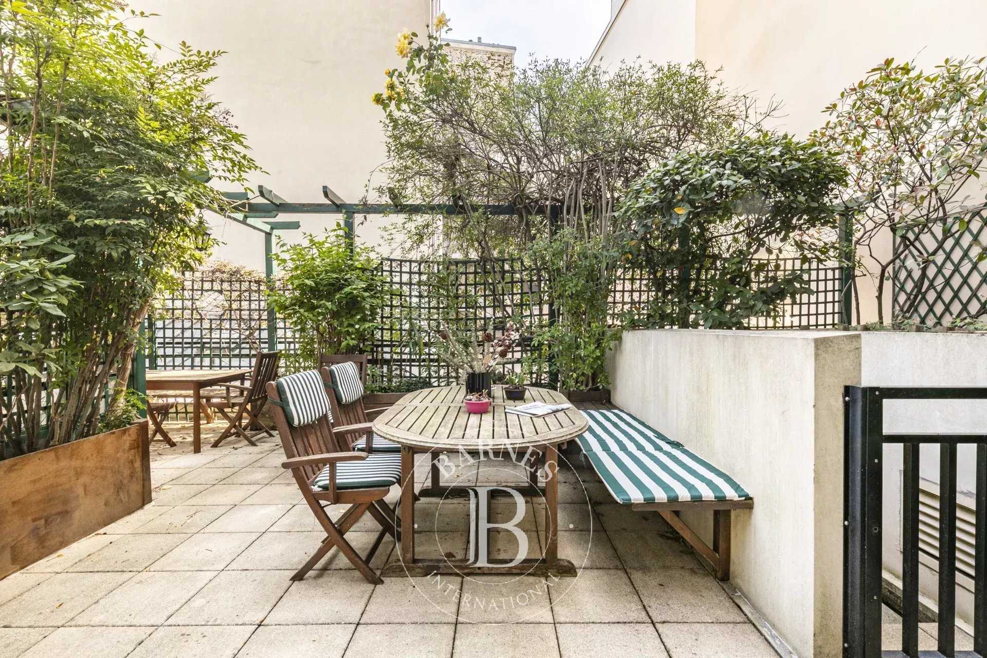 Paris  - Apartment 2 Bedrooms