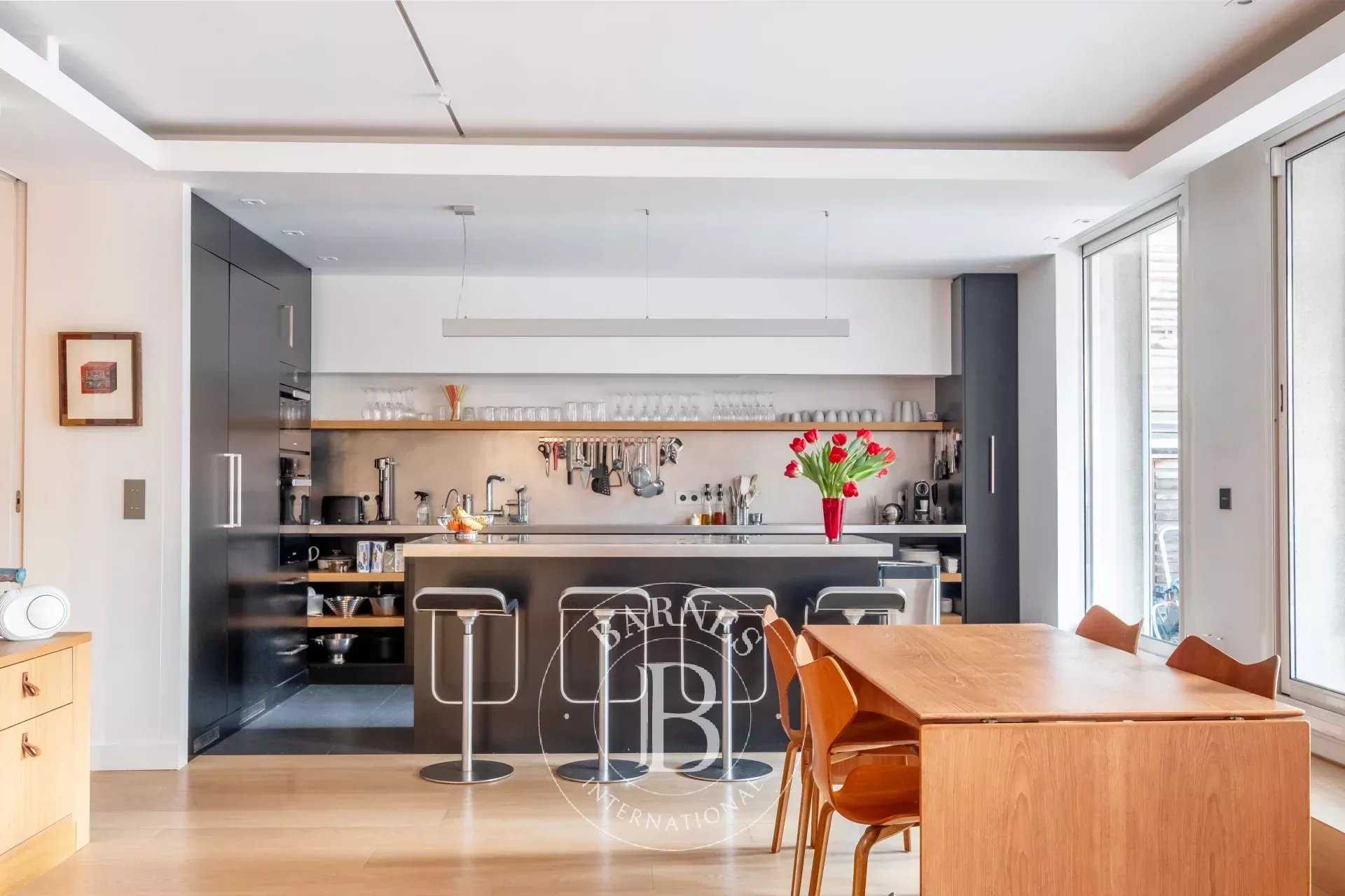 Paris  - Piso 3 Cuartos 2 Habitaciones