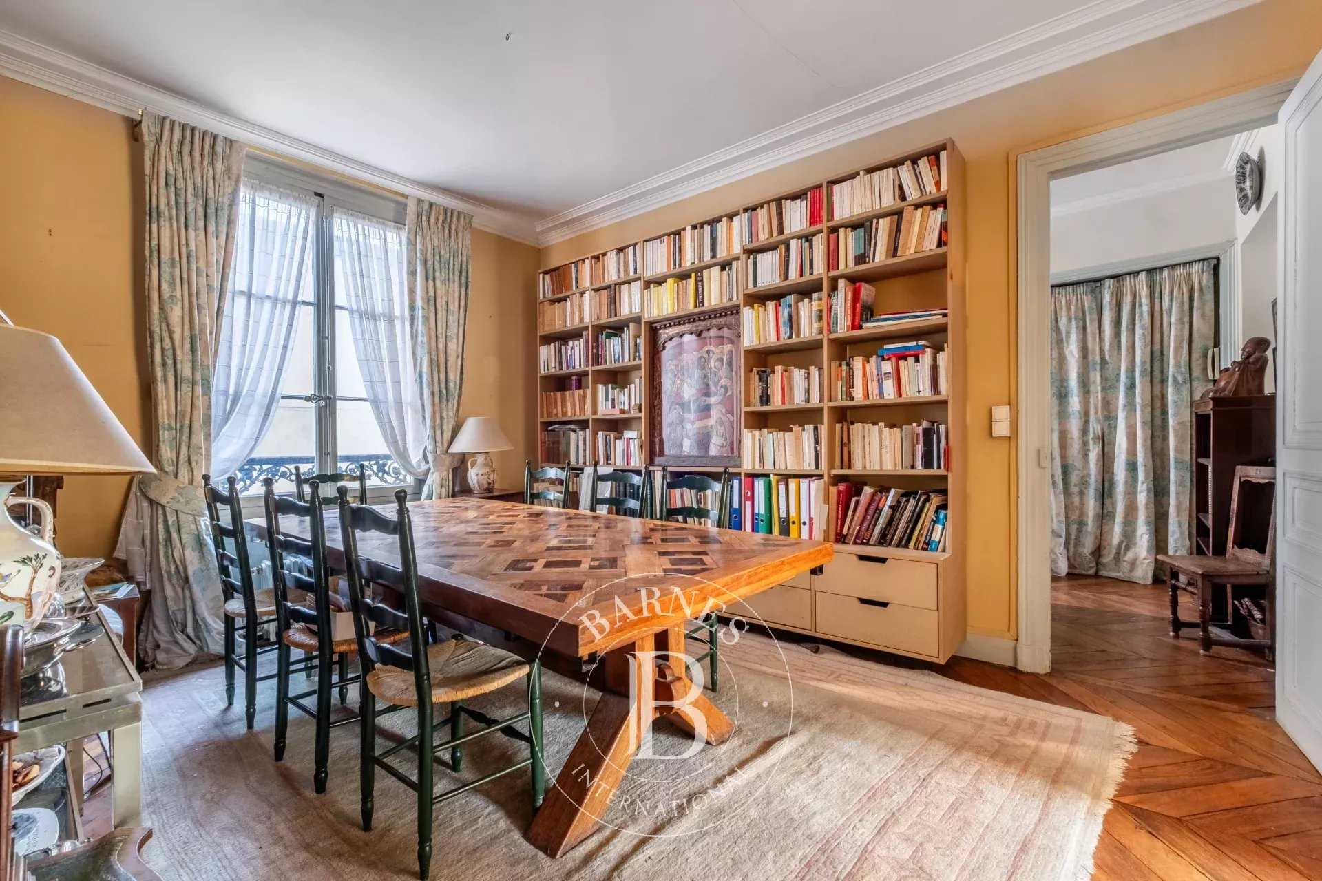 Paris  - Apartment 2 Bedrooms