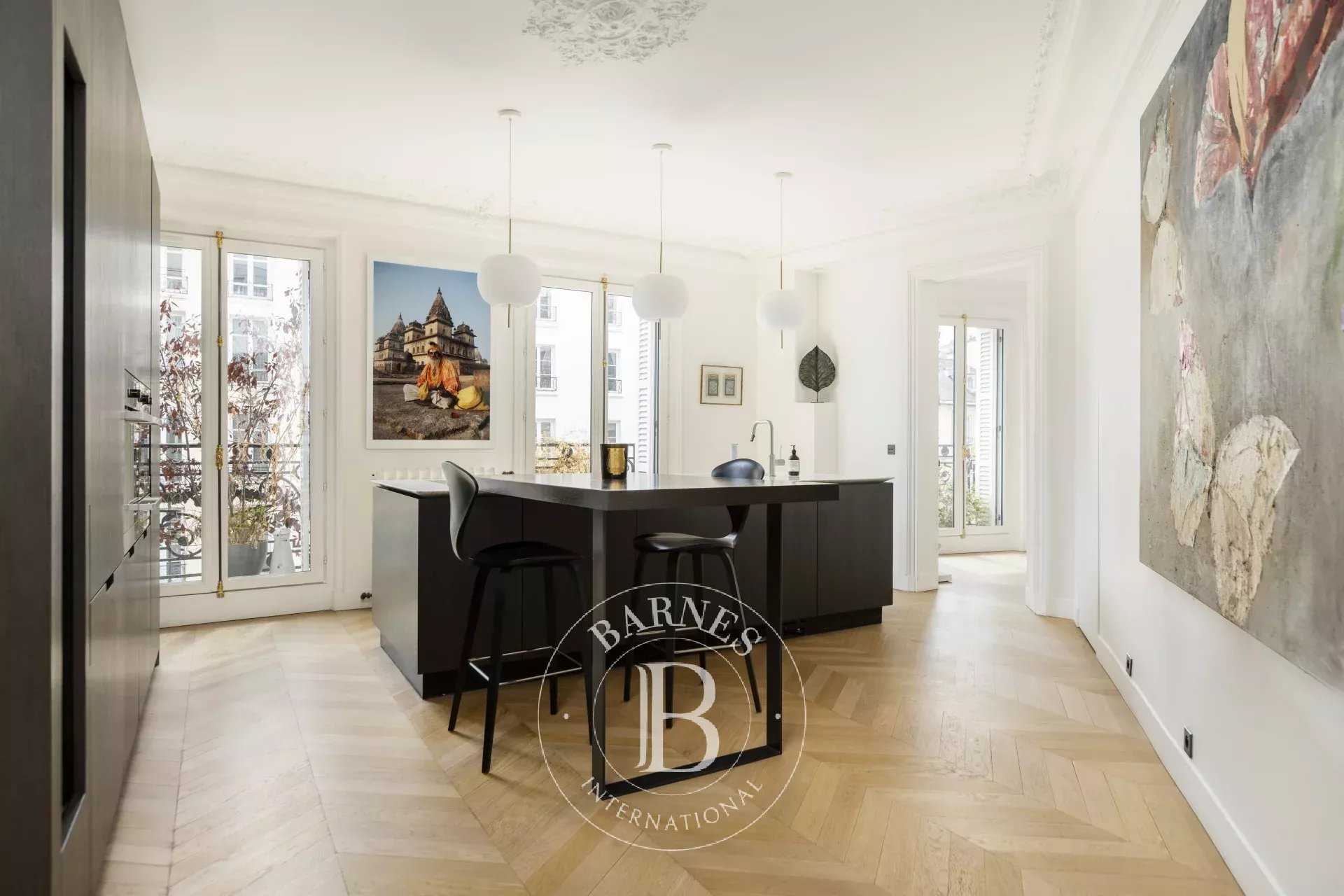 Paris  - Apartment 2 Bedrooms