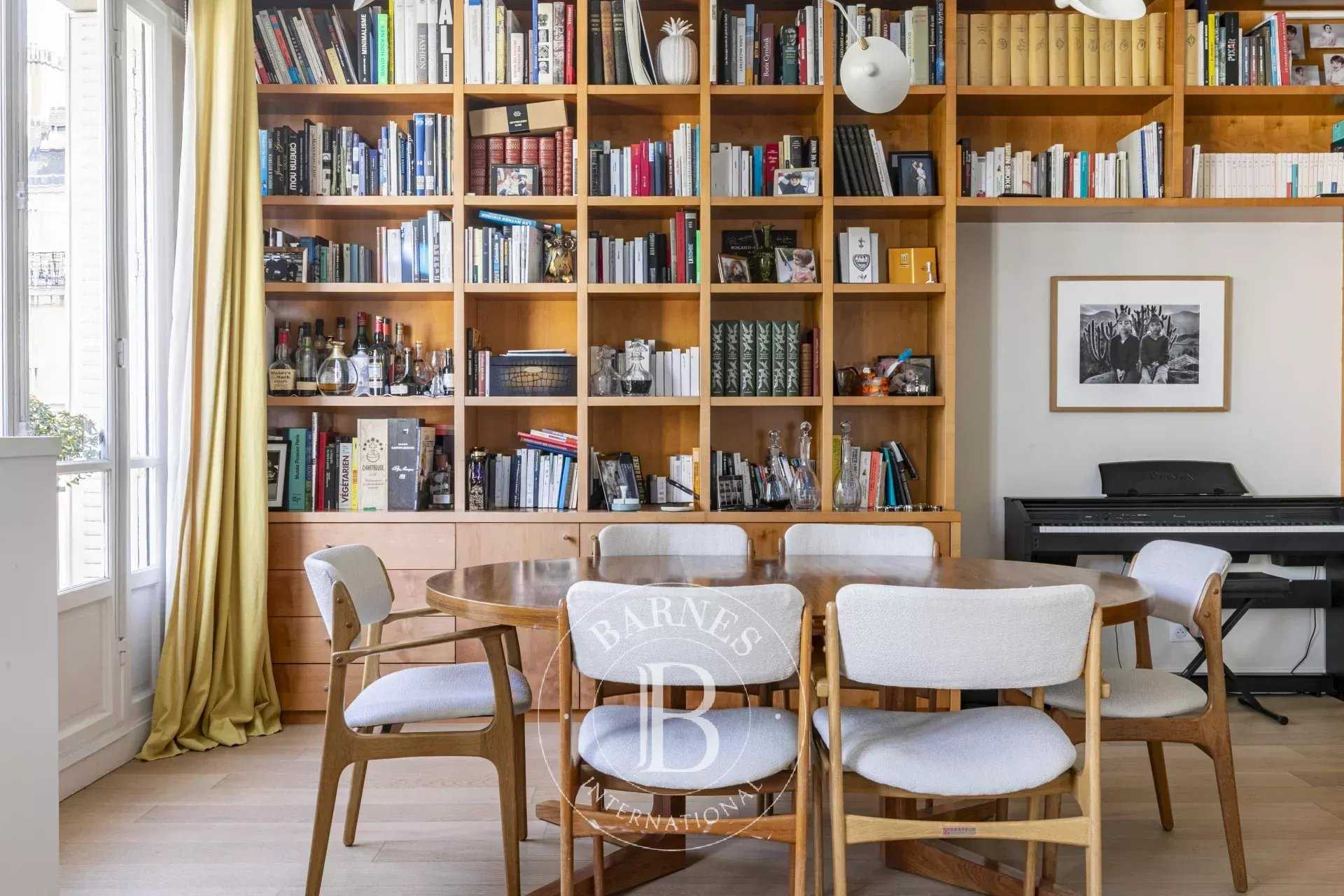 Paris  - Apartment 3 Bedrooms