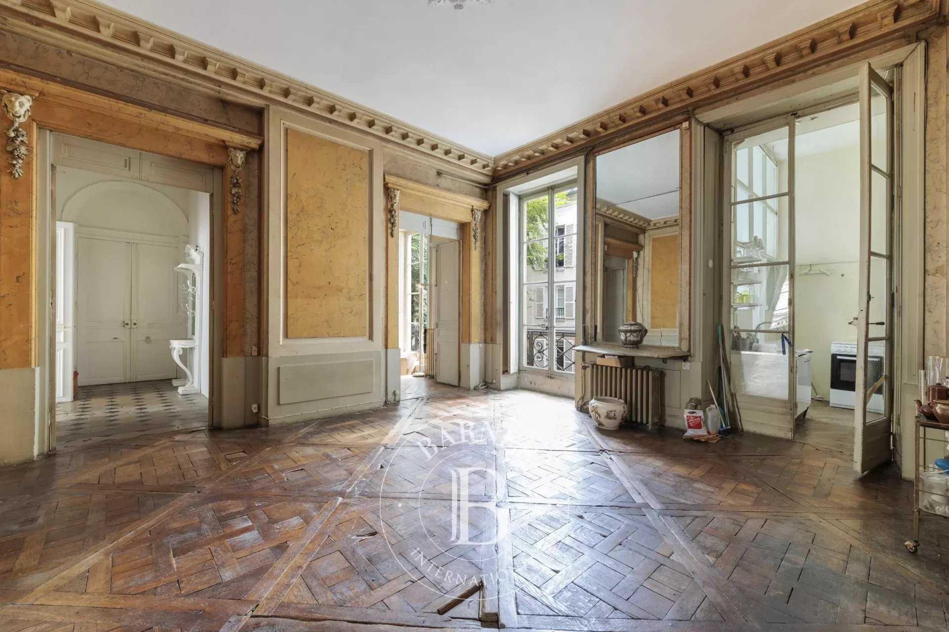Paris  - Apartment 2 Bedrooms