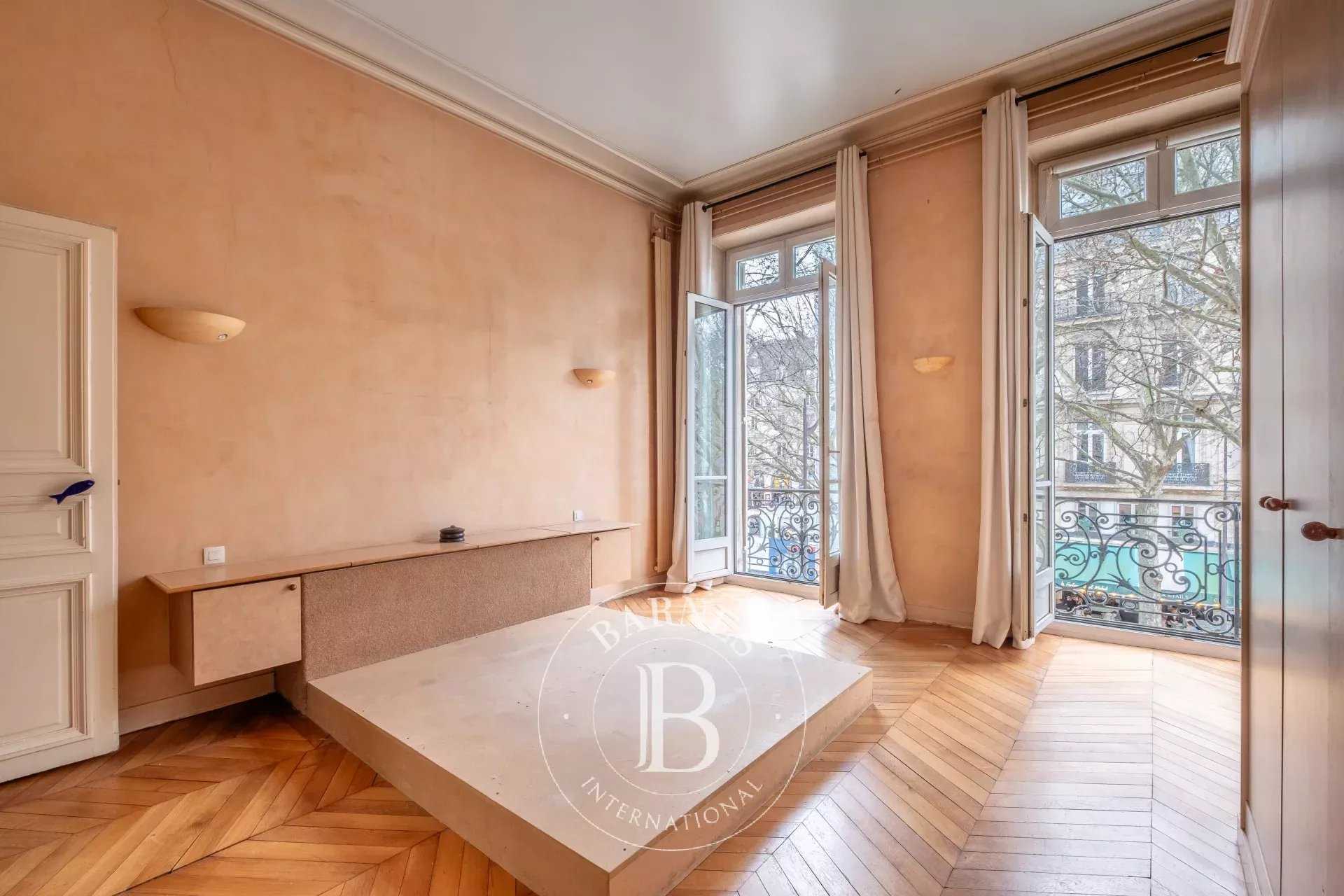 Paris  - Piso 5 Cuartos 2 Habitaciones