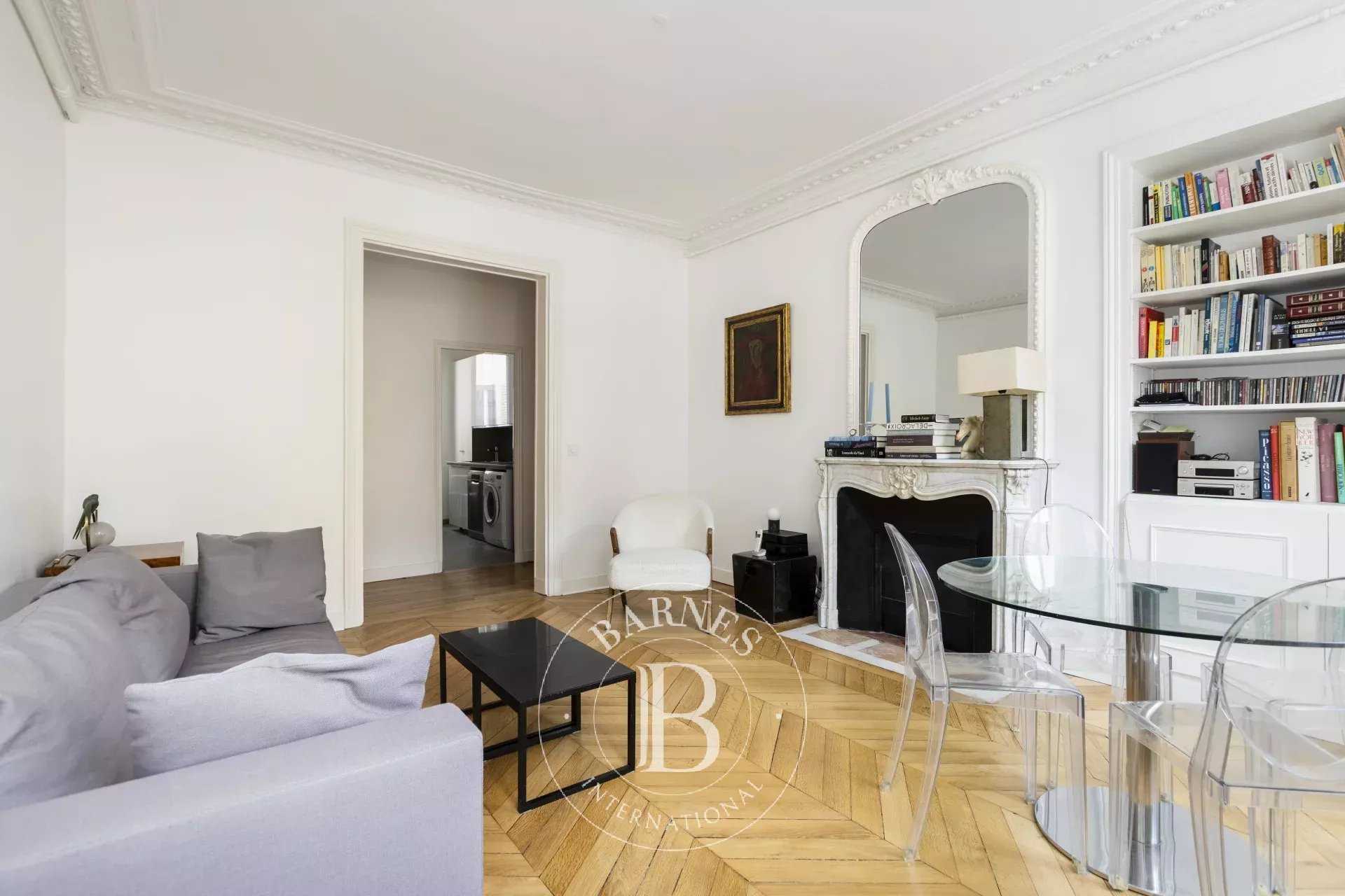 Paris  - Piso 5 Cuartos 3 Habitaciones