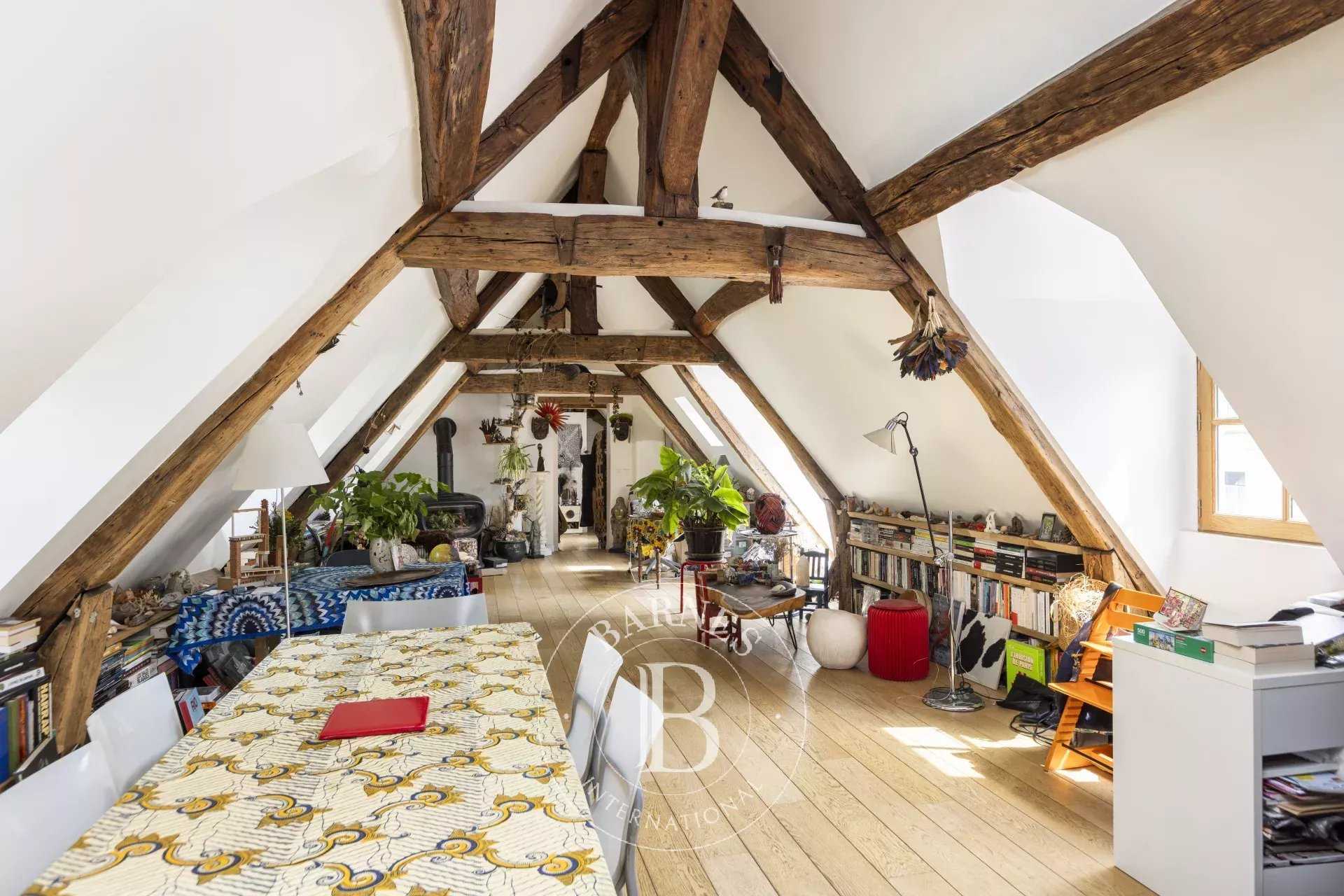 Paris  - Apartment 4 Bedrooms