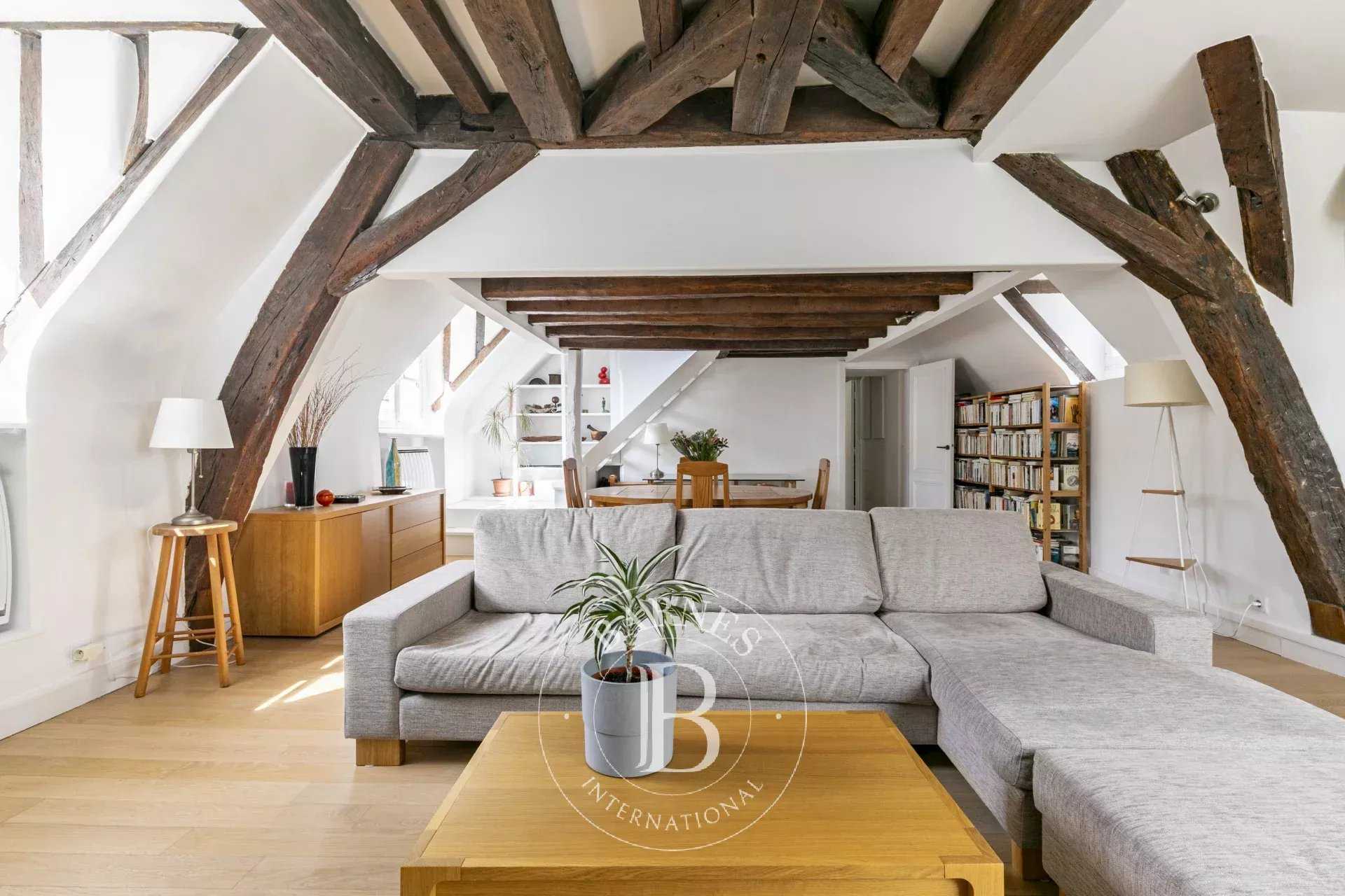 Paris  - Apartment 4 Bedrooms