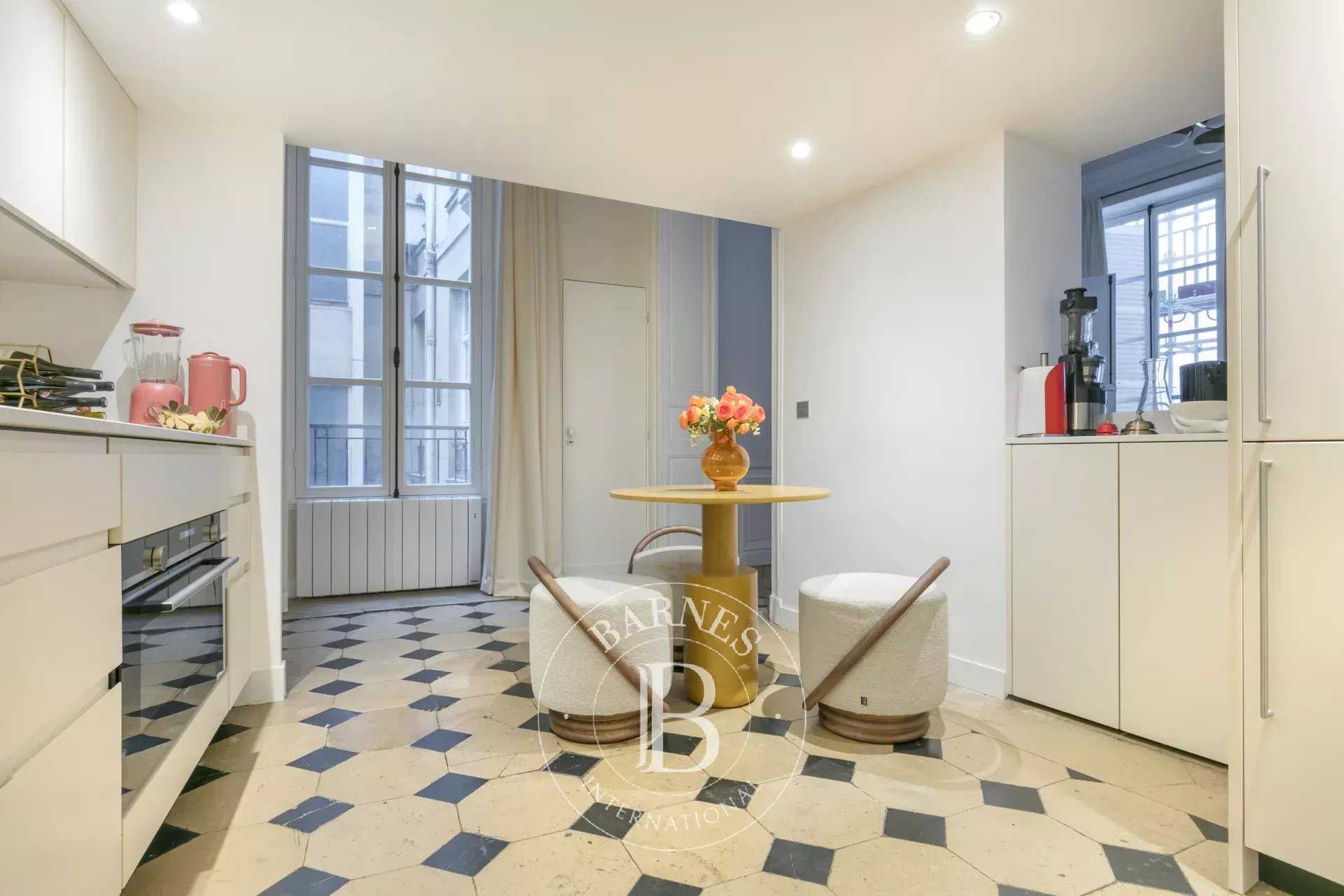 Paris  - Piso 5 Cuartos 3 Habitaciones