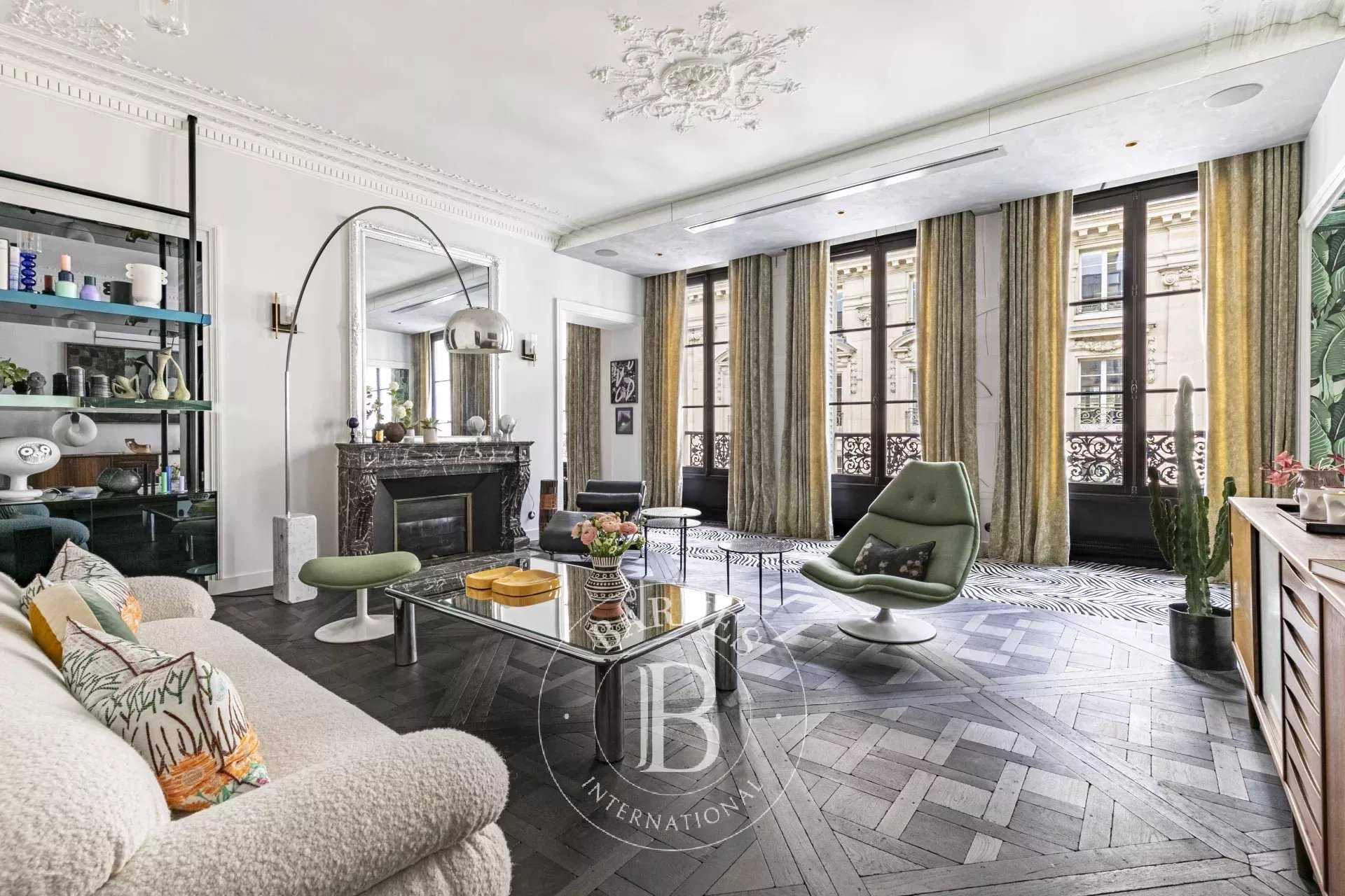 Appartement Paris 75007  -  ref 85703392 (picture 1)