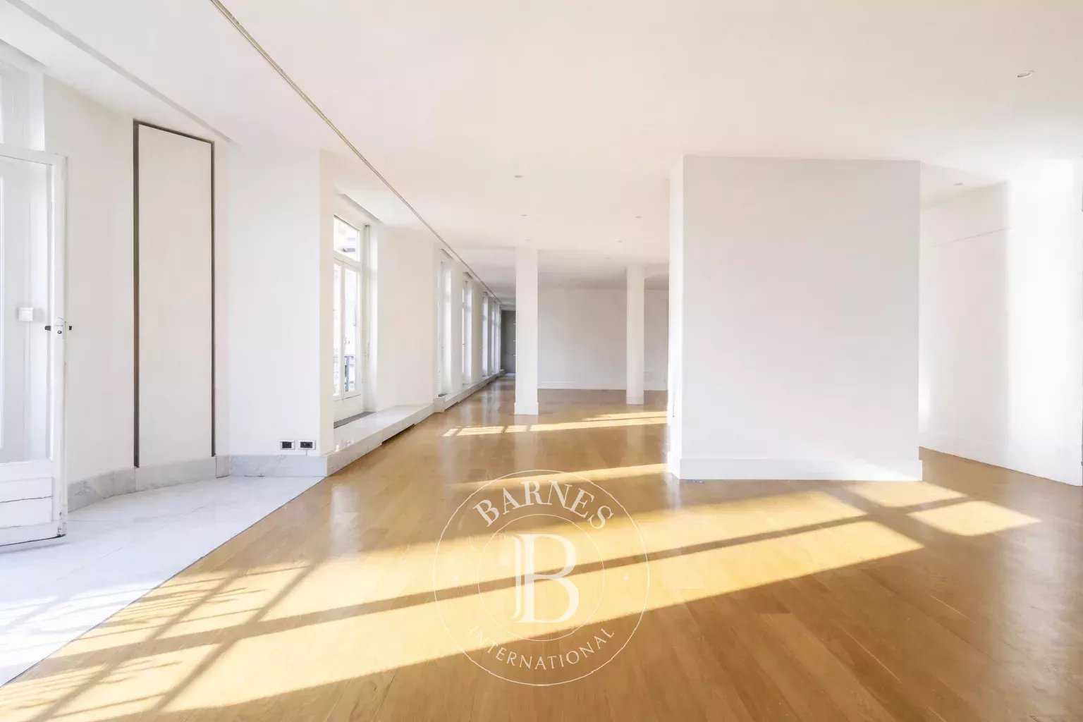 Appartement Paris 75006  -  ref 86236008 (picture 2)