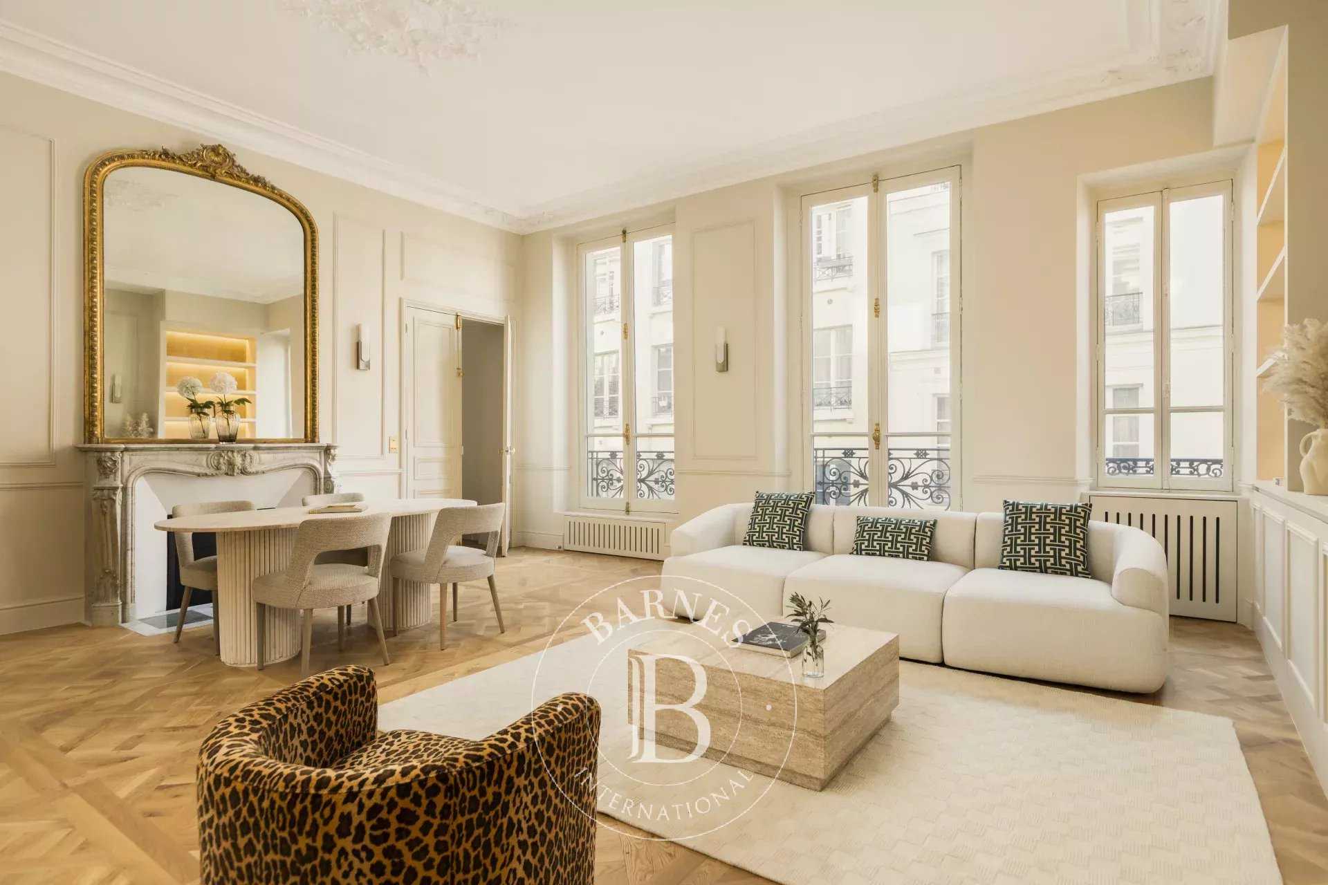 Apartment Paris 75007  -  ref 85737126 (picture 1)