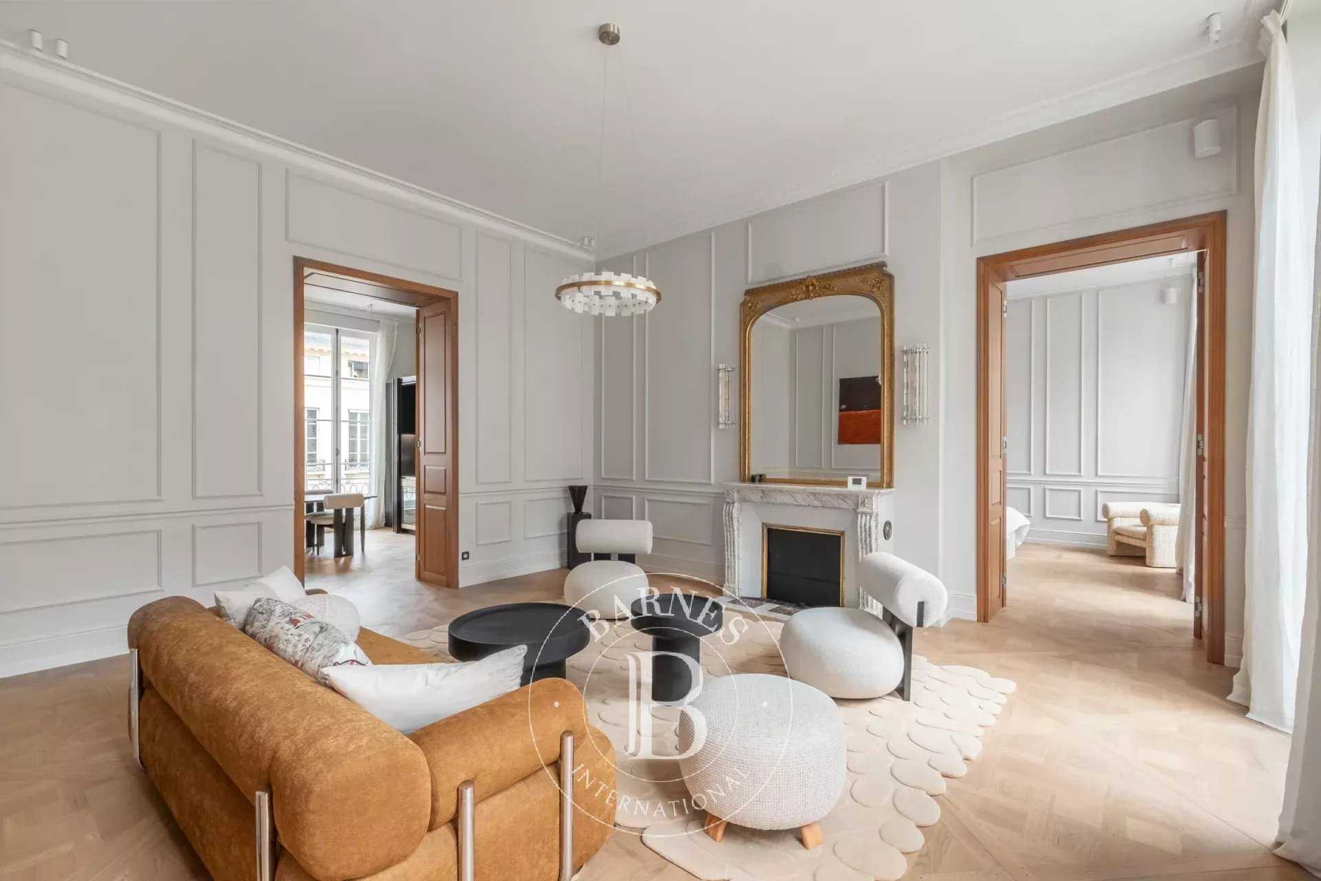Appartement Paris 75006  -  ref 85635218 (picture 3)