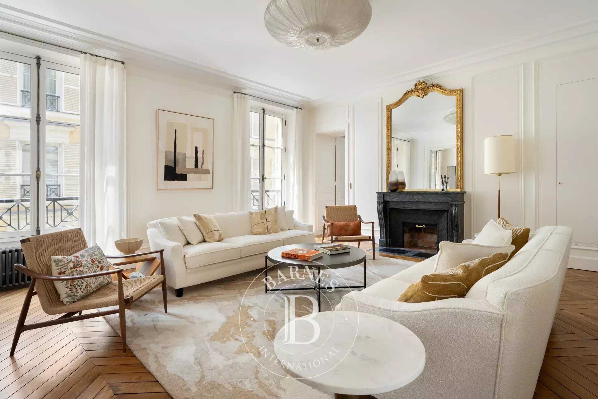 Appartement Paris 75006  -  ref 86002328 (picture 1)