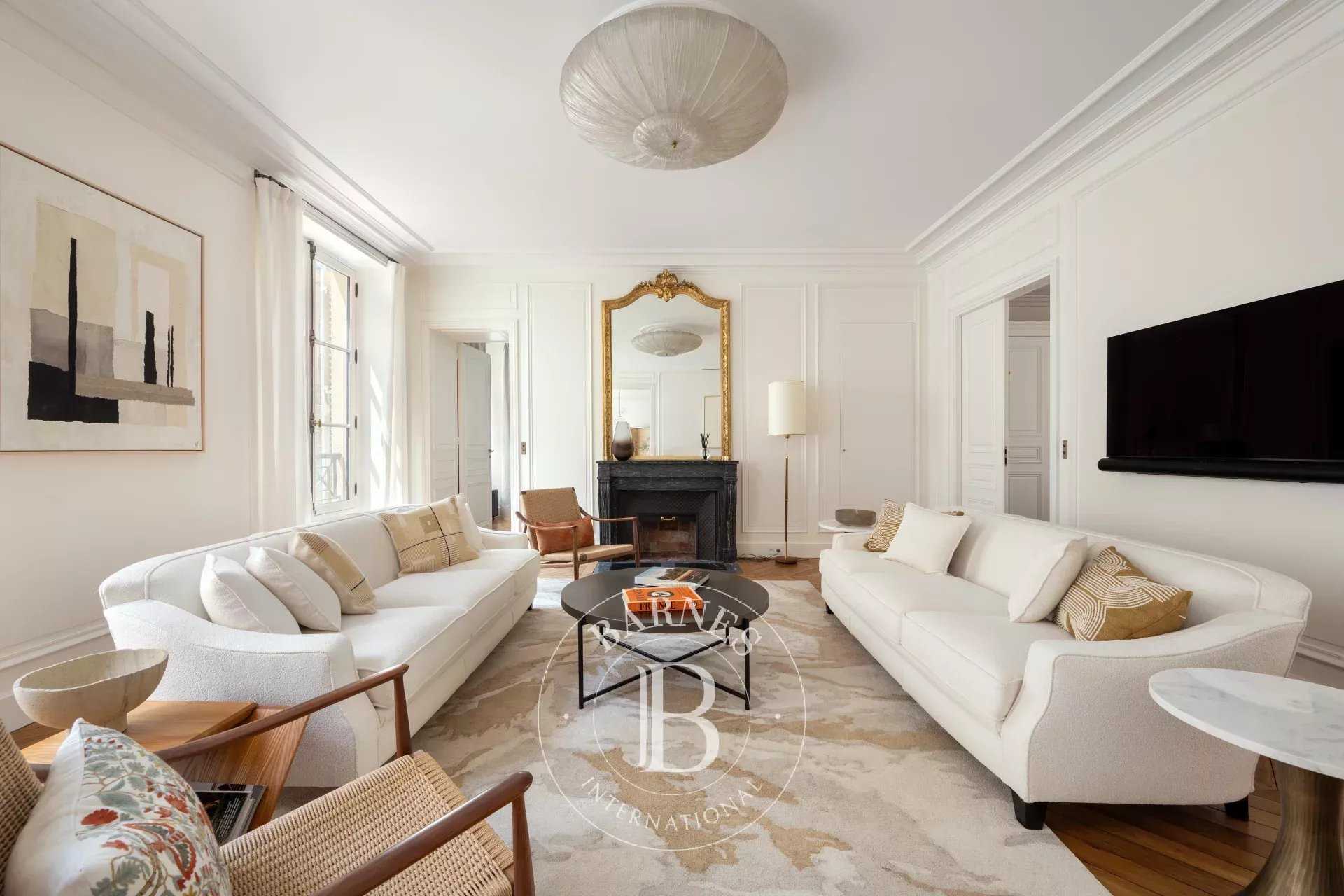 Appartement Paris 75006  -  ref 86002328 (picture 2)