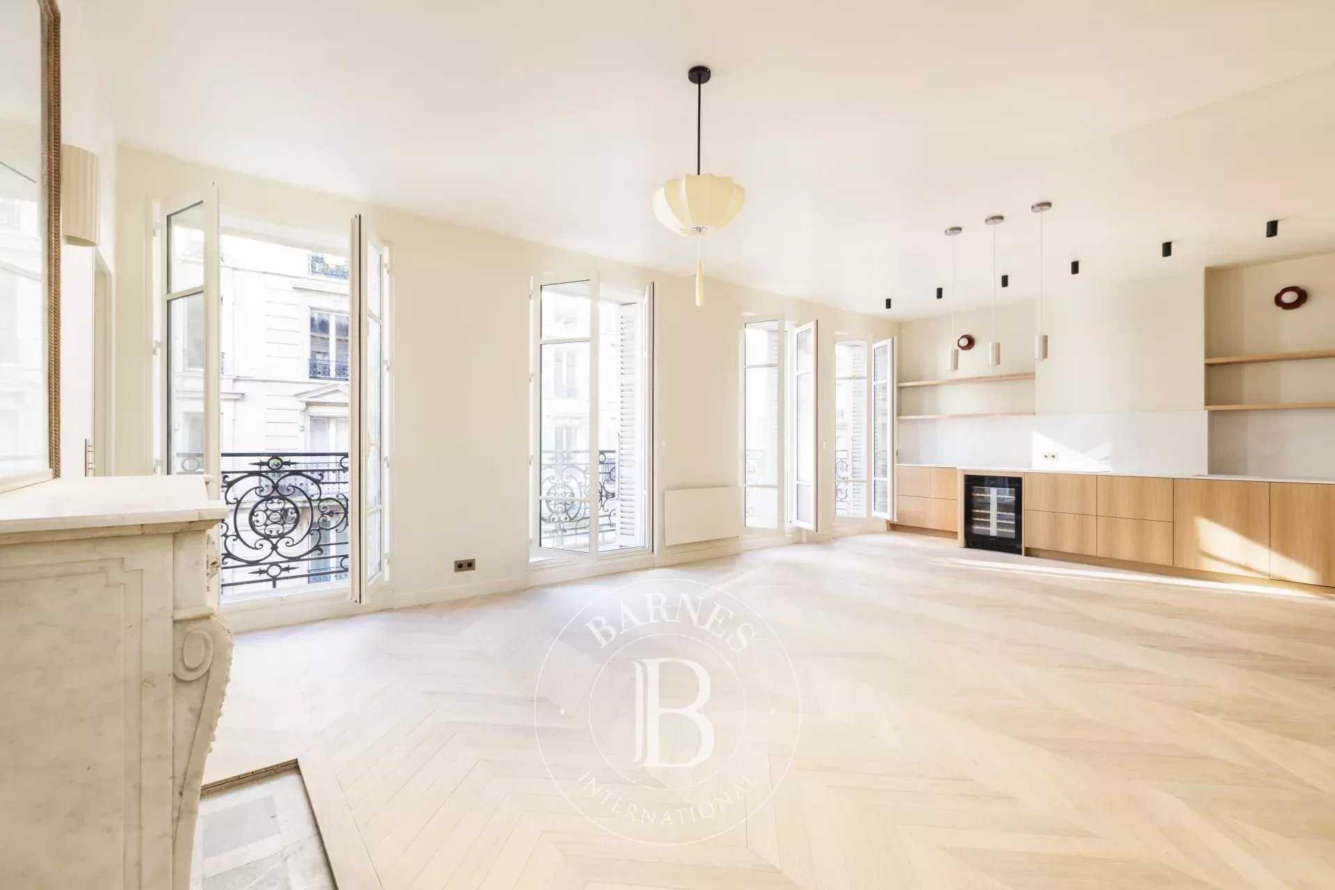 Appartement Paris 75006  -  ref 86730488 (picture 1)