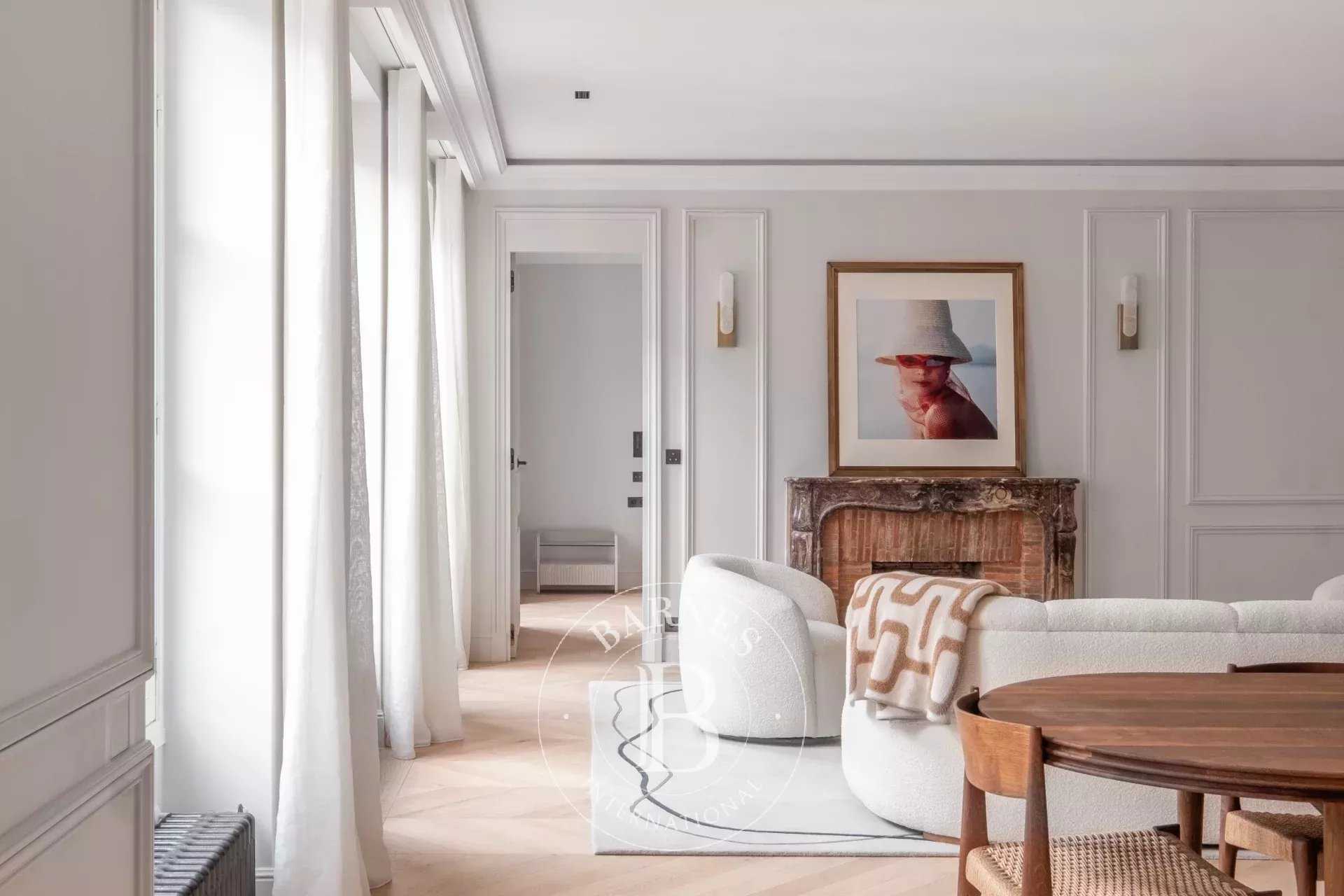 Appartement Paris 75007  -  ref 85647555 (picture 1)