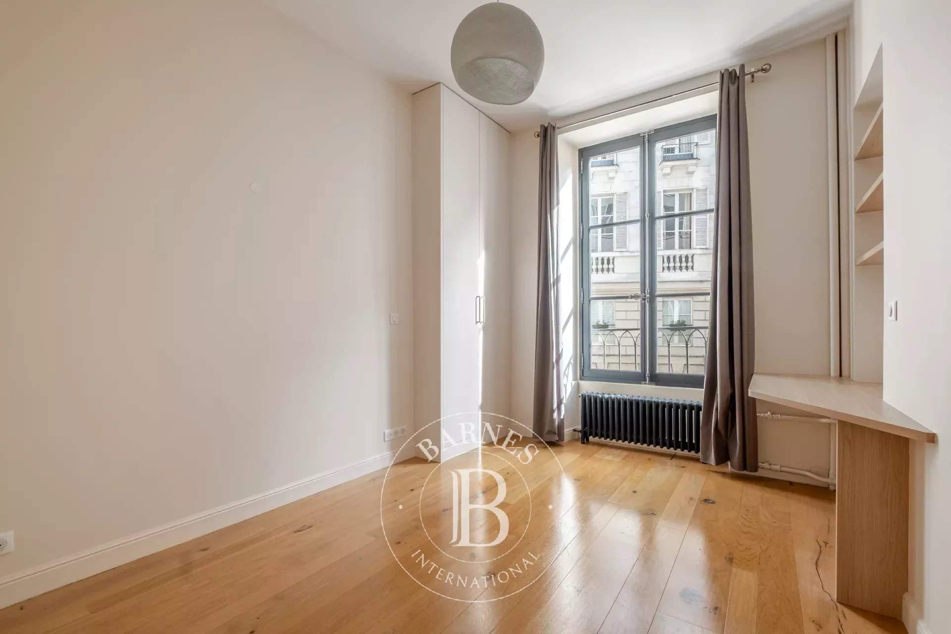 Paris  - Apartment 4 Bedrooms - picture 10