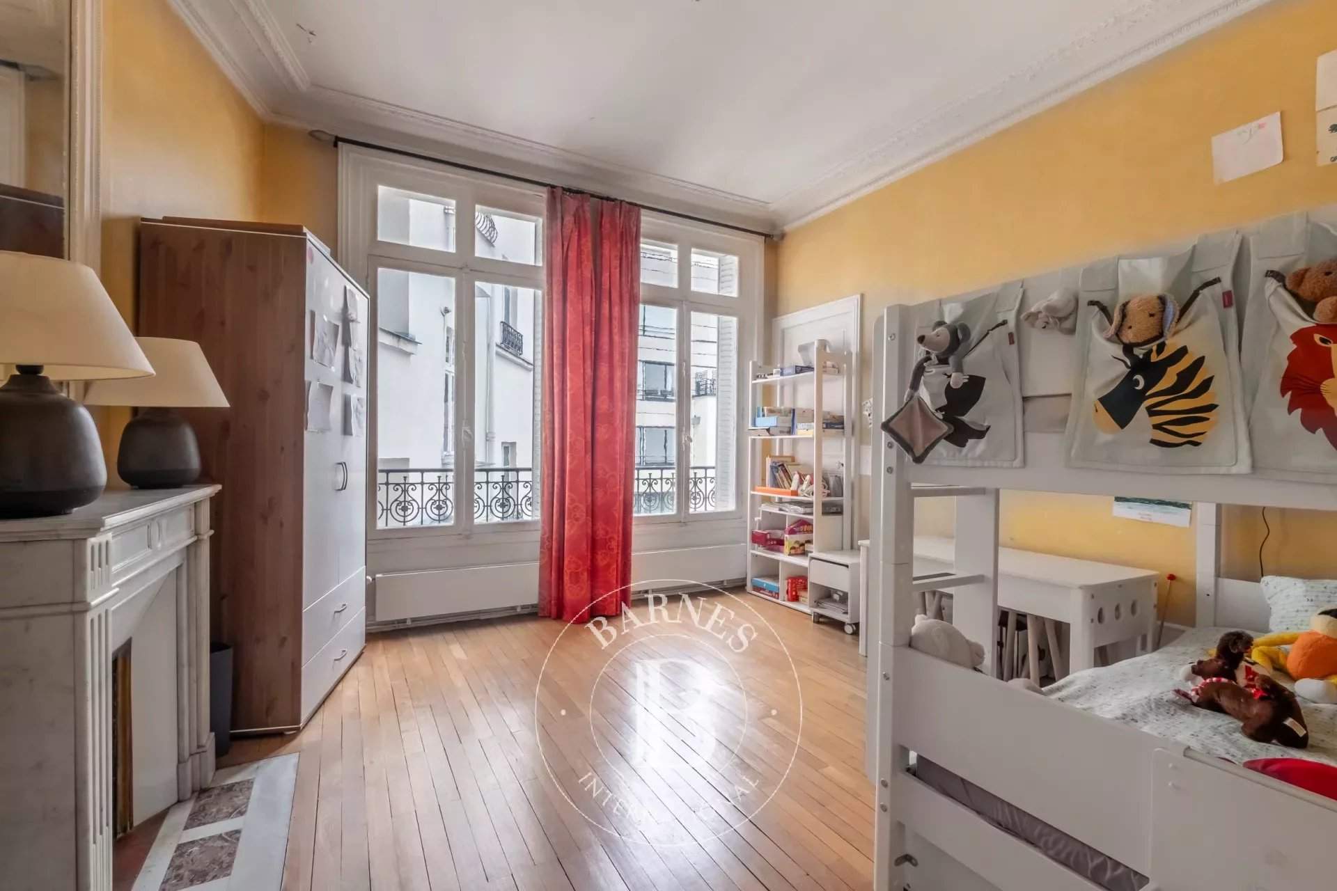 Paris  - Apartment 4 Bedrooms - picture 13