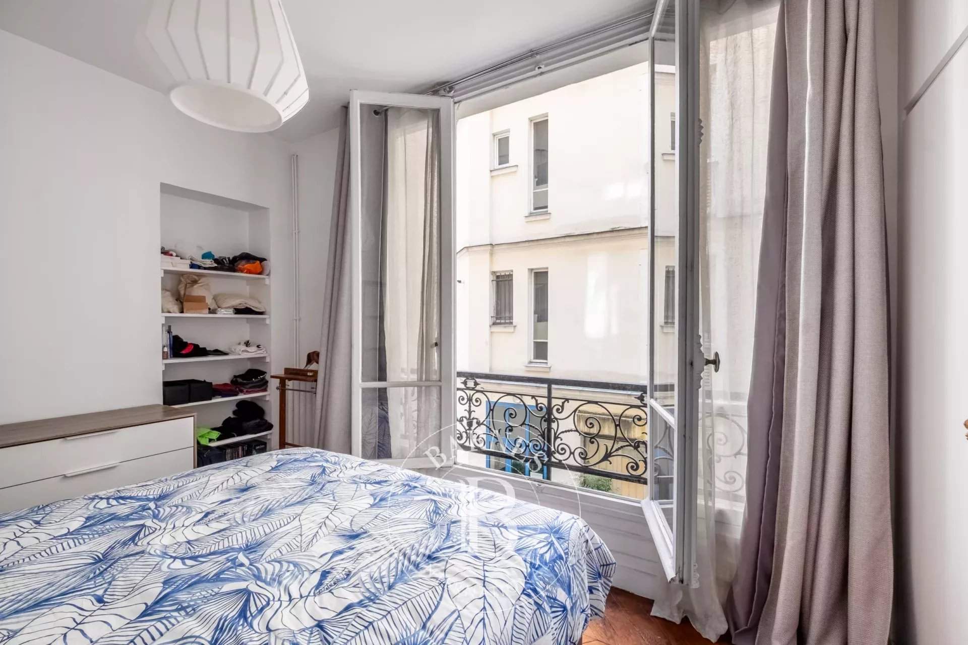 Paris  - Apartment 2 Bedrooms - picture 8