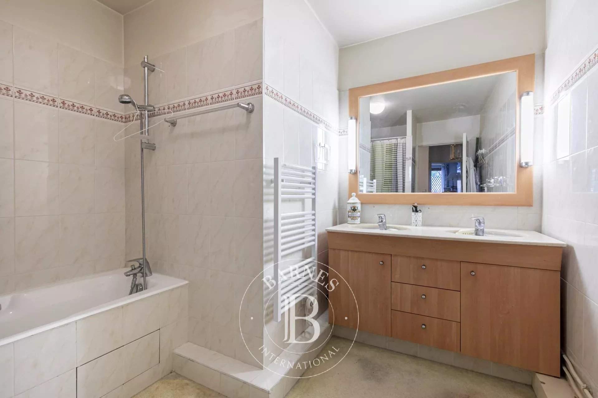 Paris  - Apartment 2 Bedrooms - picture 16