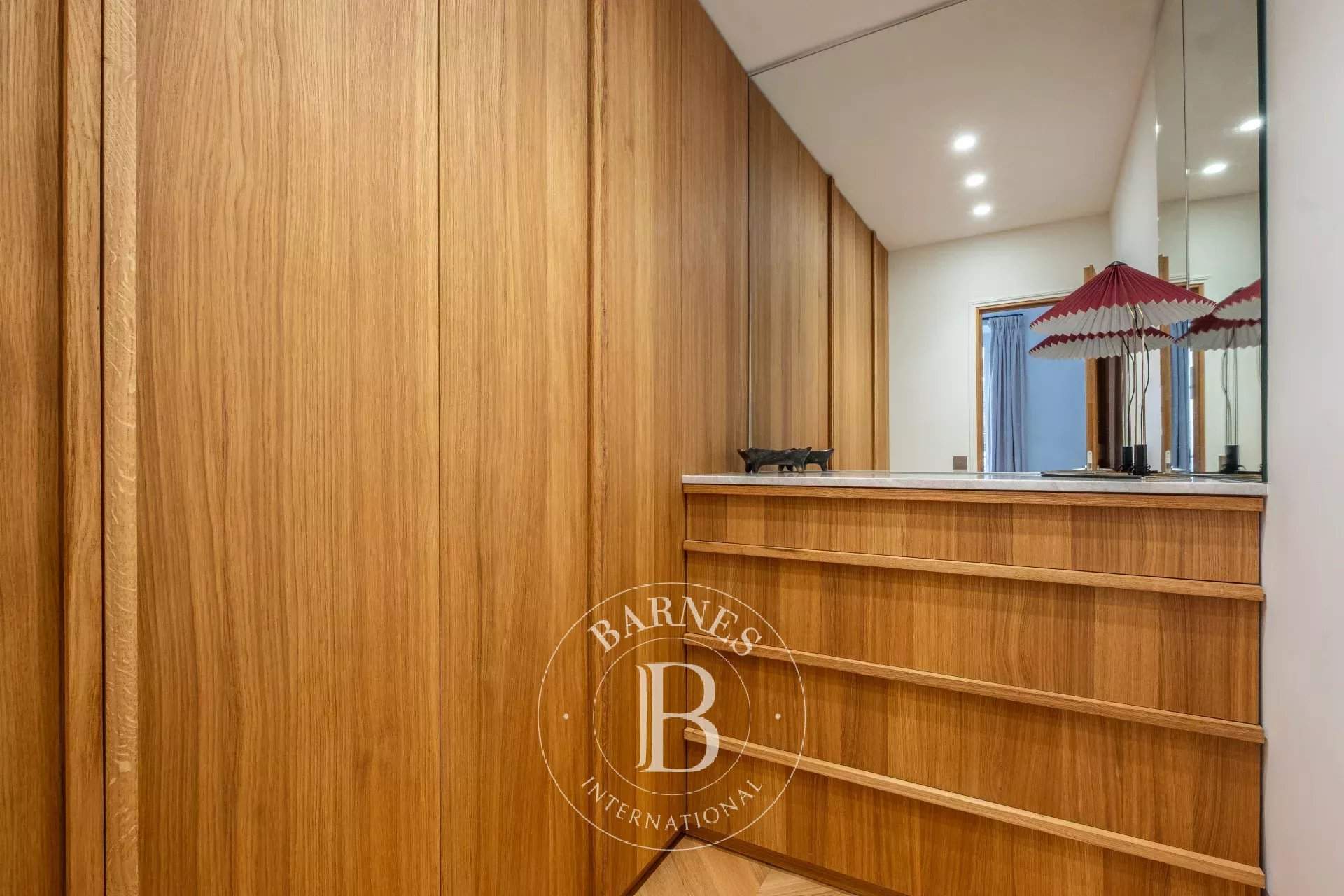 Paris  - Appartement 4 Pi&egrave;ces 2 Chambres - picture 11