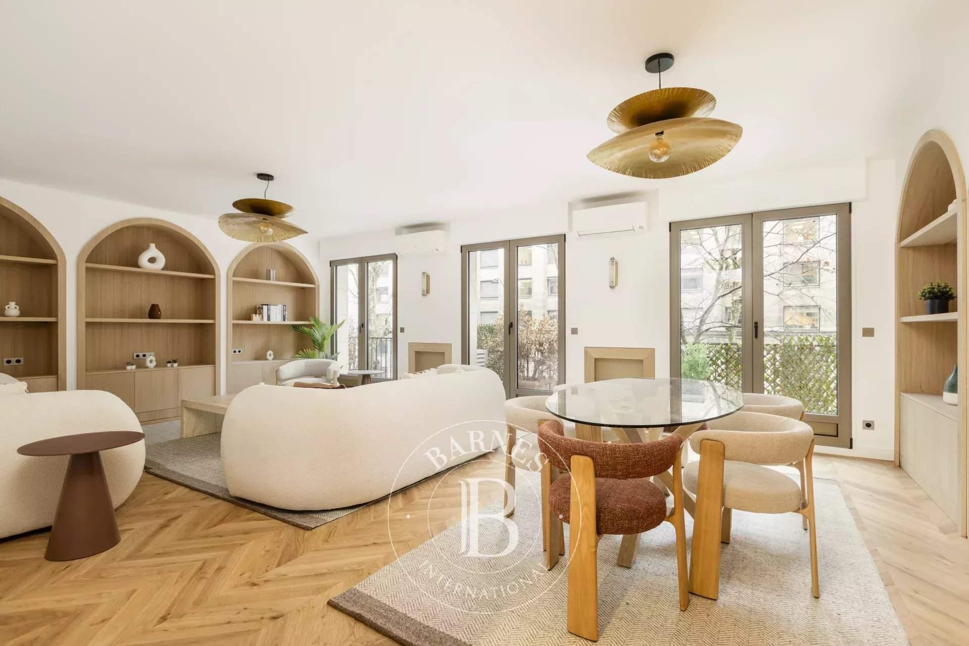 Paris  - Appartement 6 Pi&egrave;ces 2 Chambres - picture 3