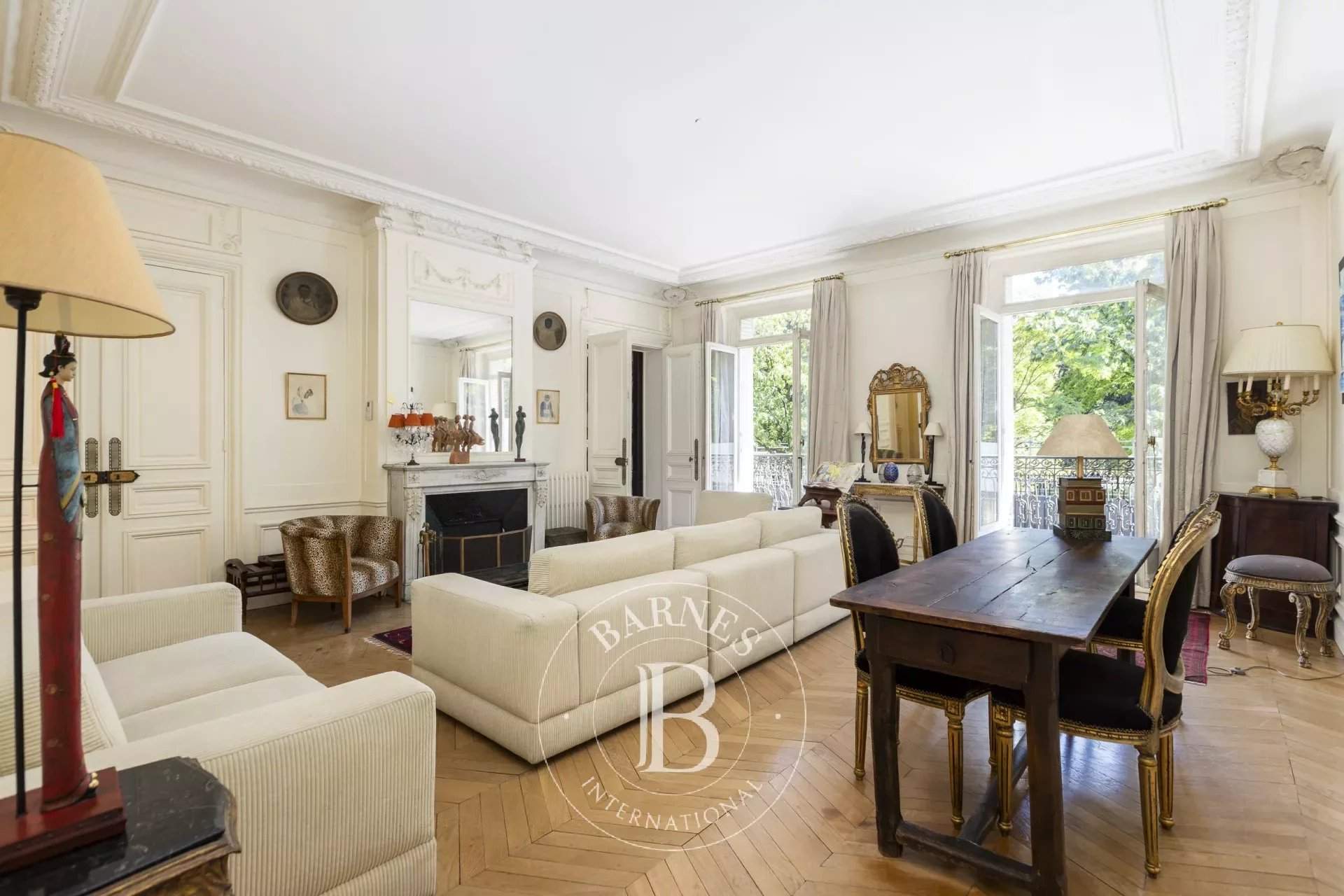 Paris  - Apartment 3 Bedrooms - picture 2