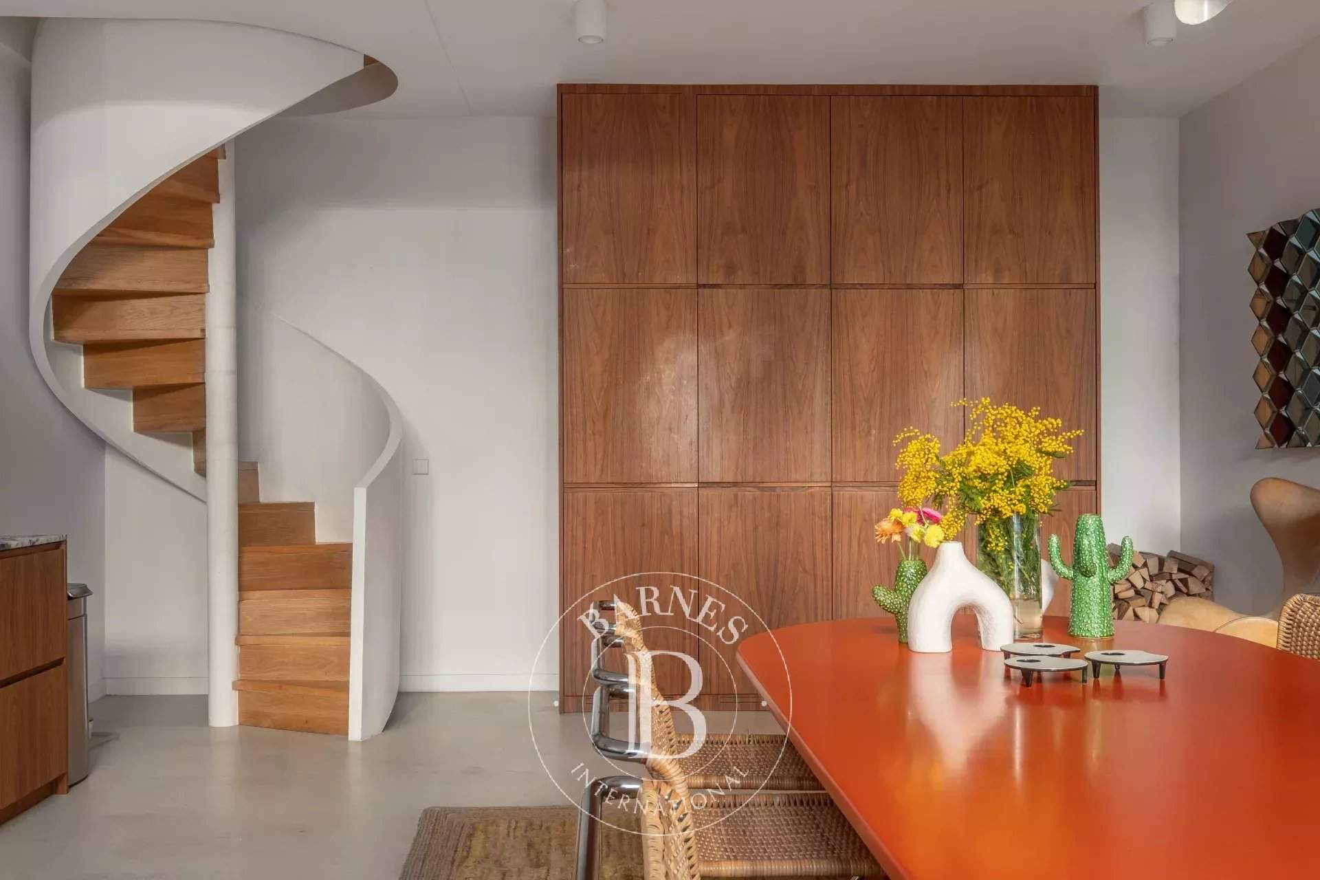 Paris  - Appartement 6 Pi&egrave;ces 3 Chambres - picture 2