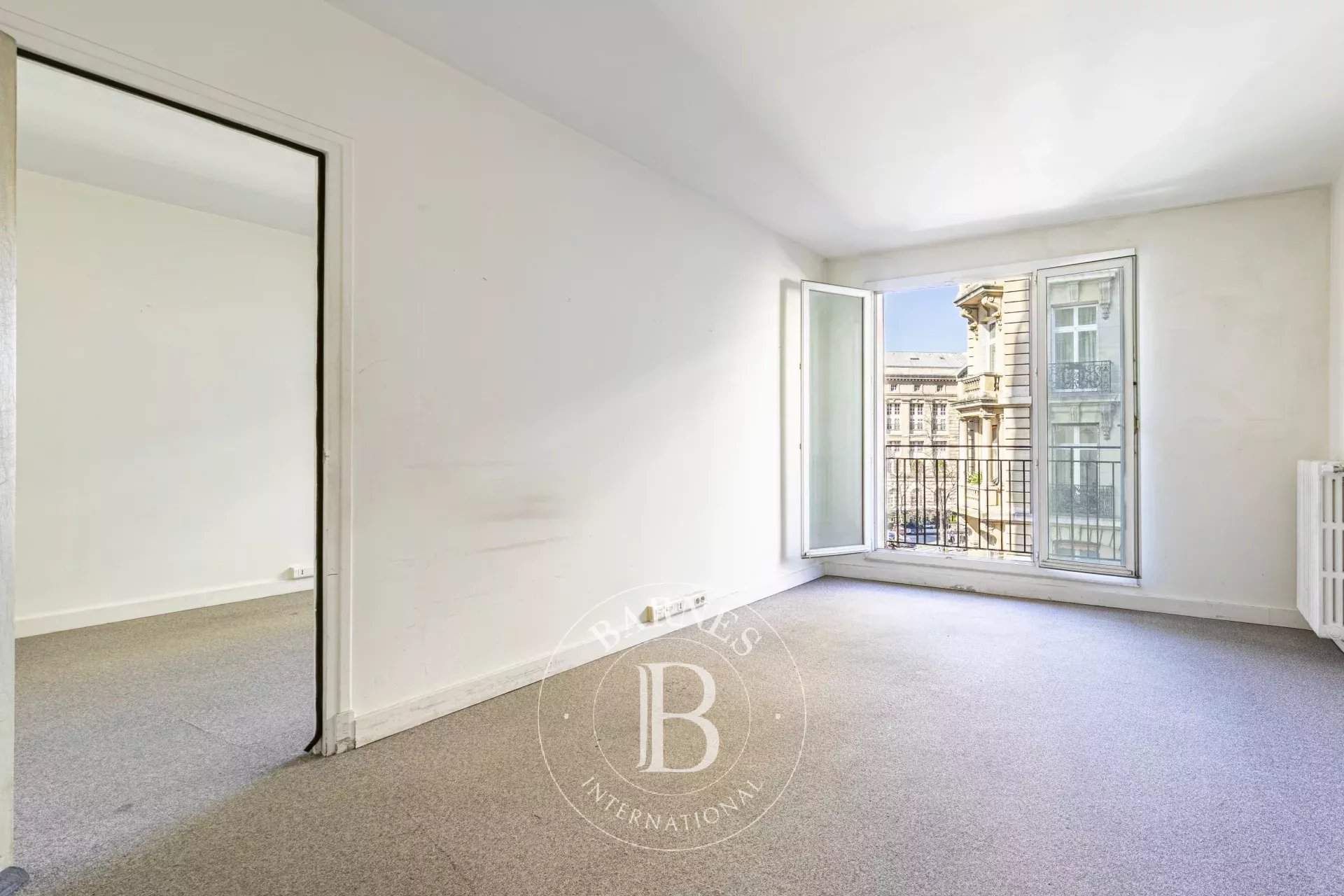 Paris  - Appartement 7 Pièces 4 Chambres - picture 8