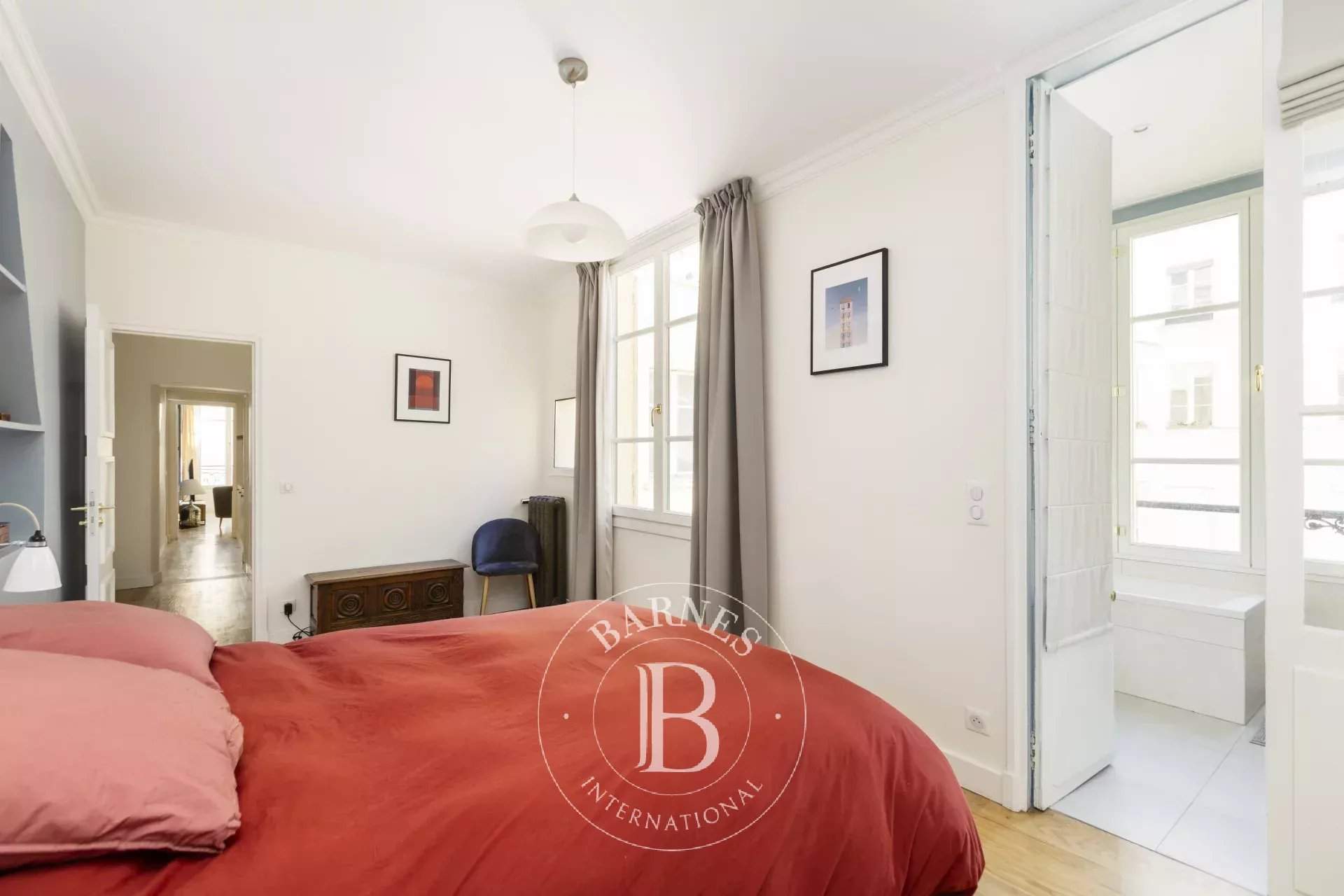 Paris  - Appartement 5 Pi&egrave;ces 3 Chambres - picture 10