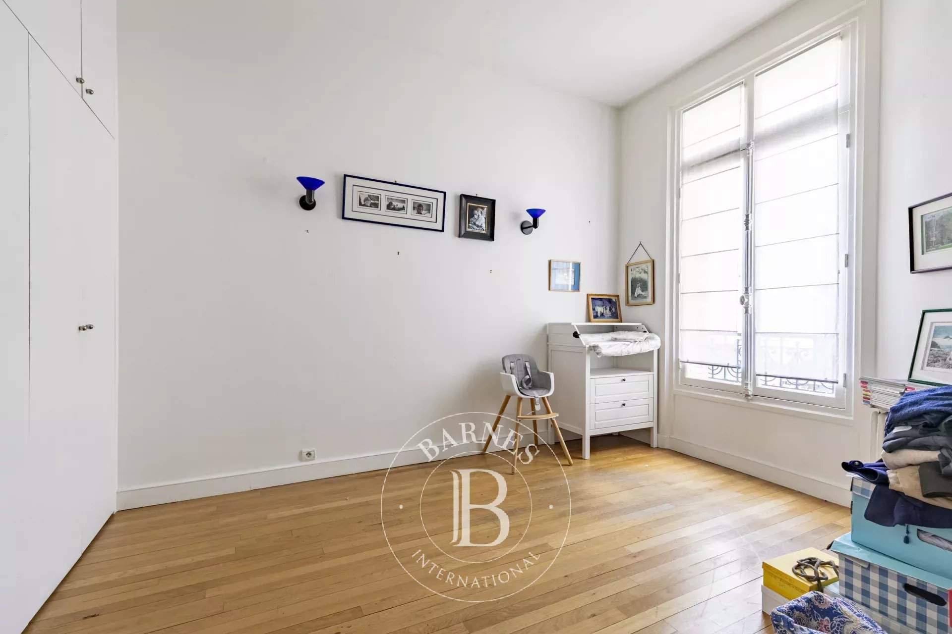 Paris  - Appartement 8 Pièces 4 Chambres - picture 16