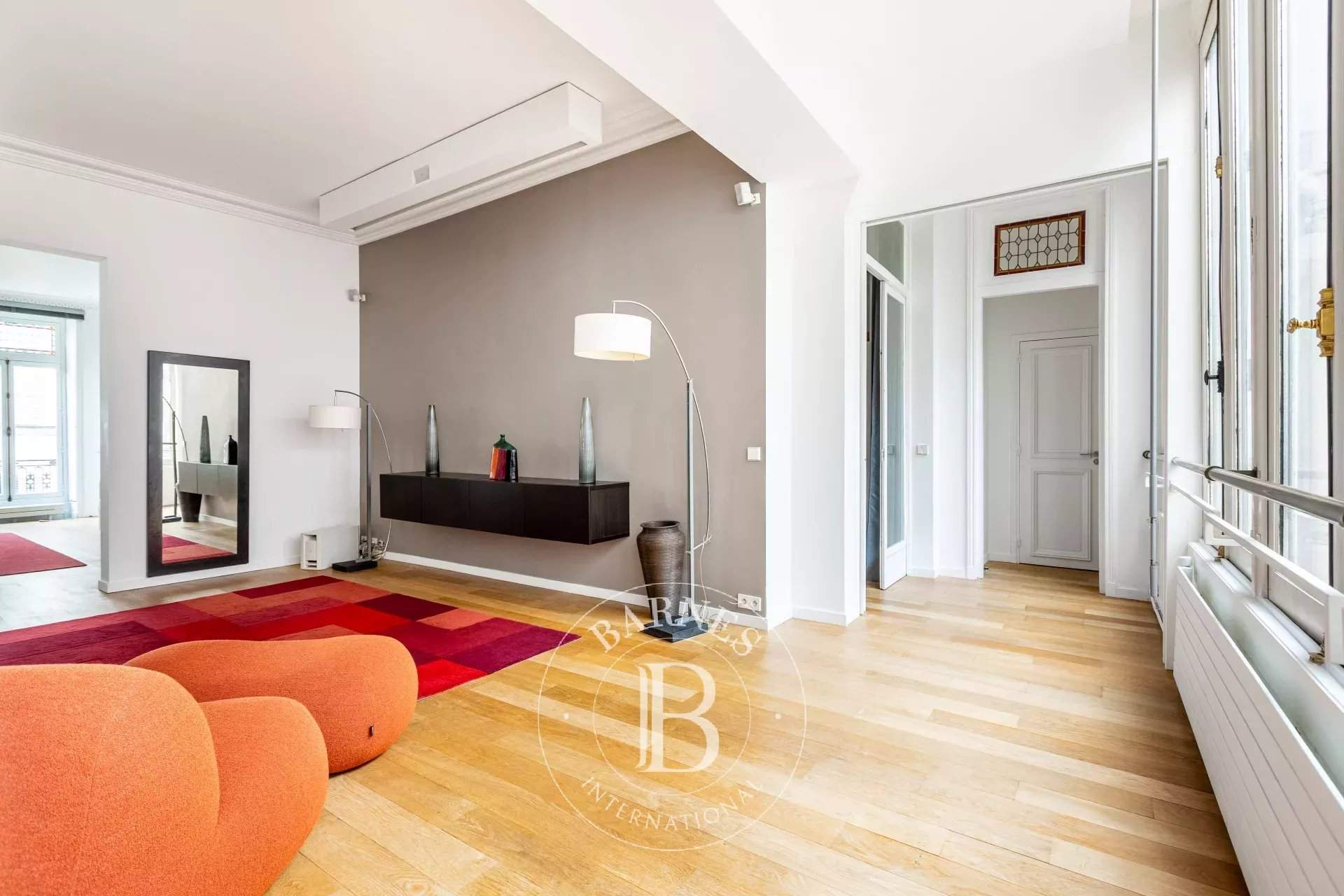 Paris  - Appartement 3 Pi&egrave;ces 2 Chambres - picture 8