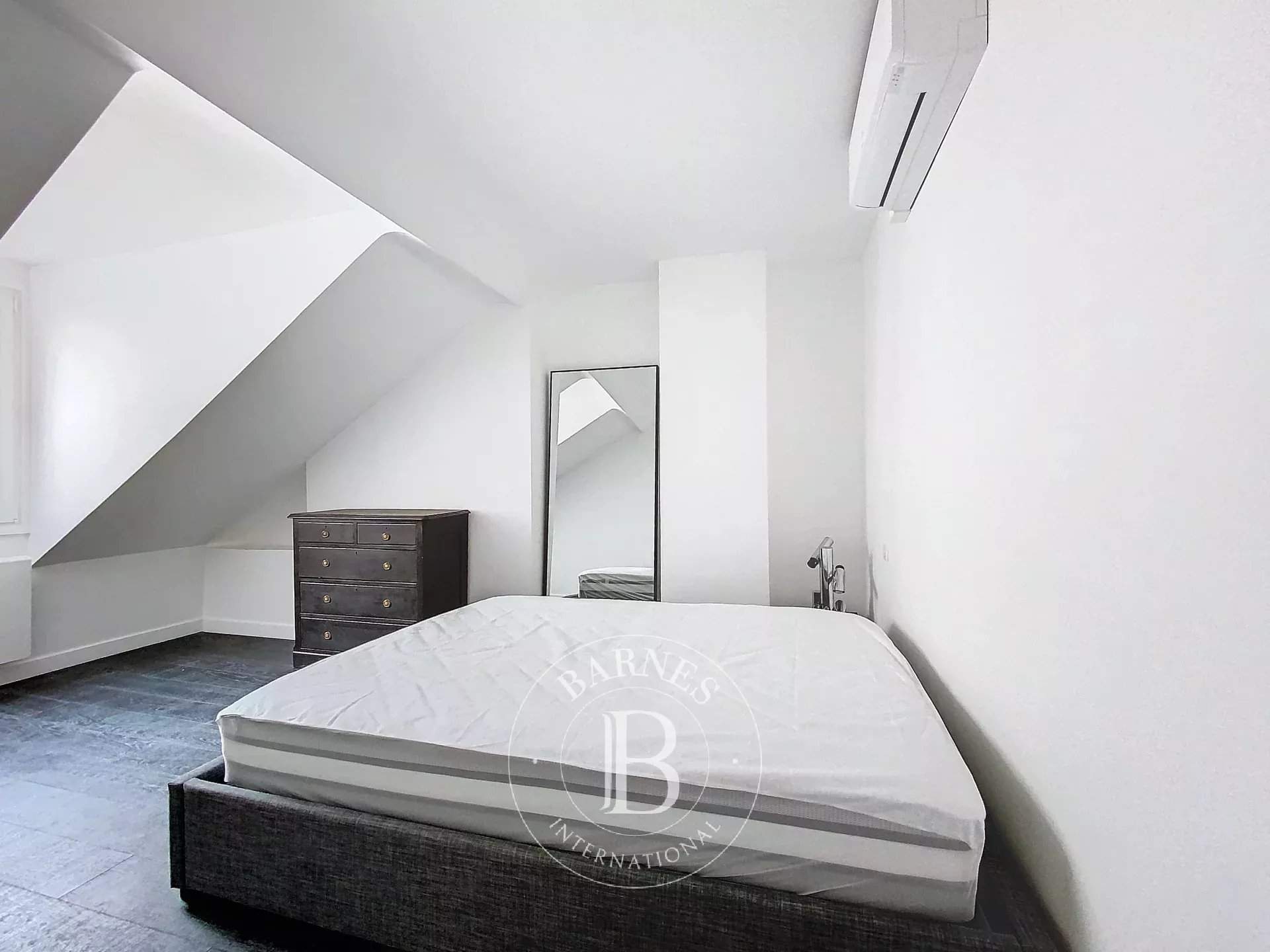 Paris  - Appartement 4 Pièces 2 Chambres - picture 10