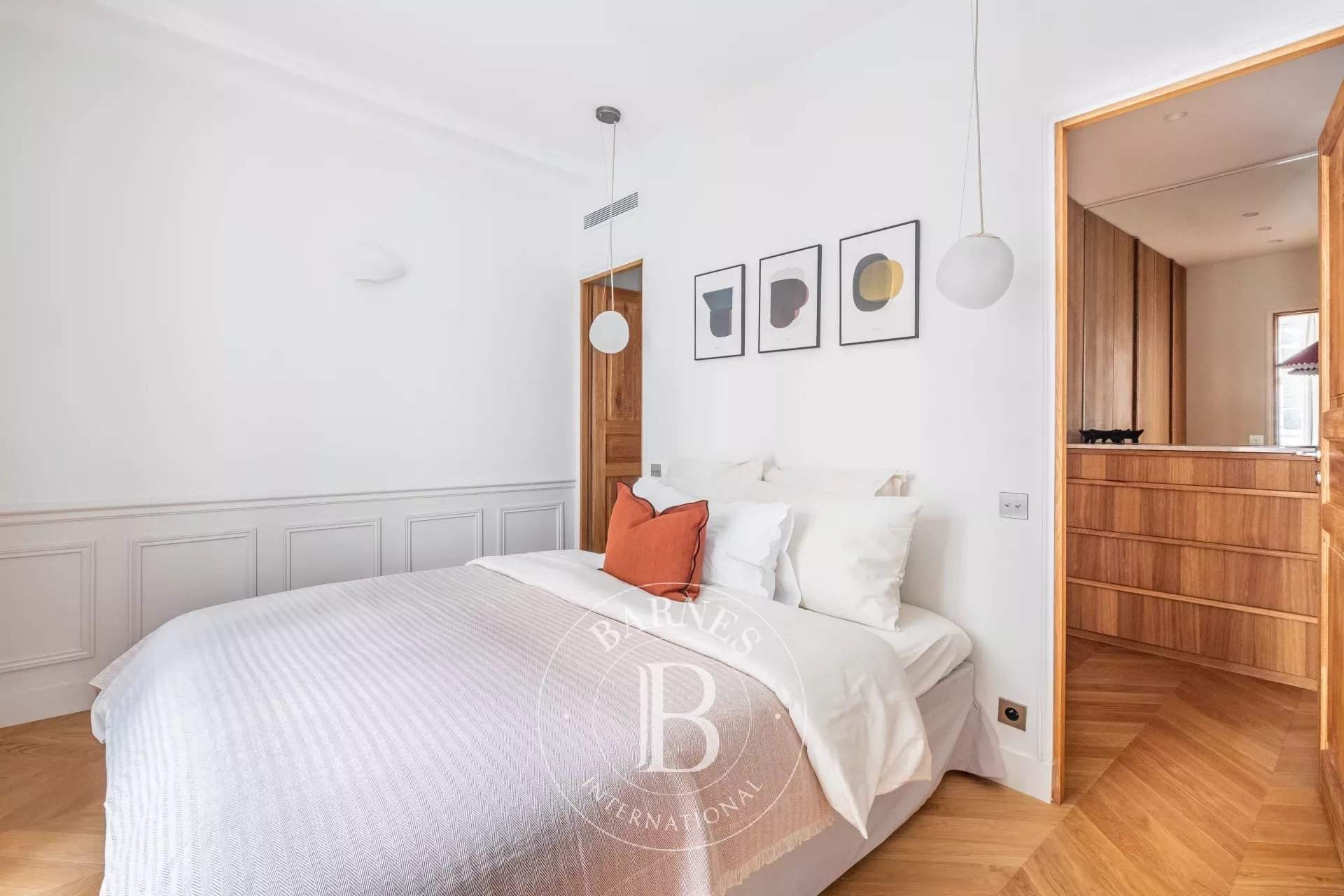 Paris  - Appartement 4 Pi&egrave;ces 2 Chambres - picture 8