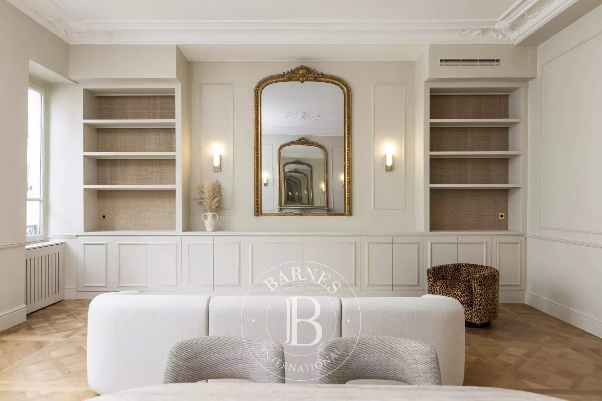 Paris  - Apartment 2 Bedrooms - picture 2