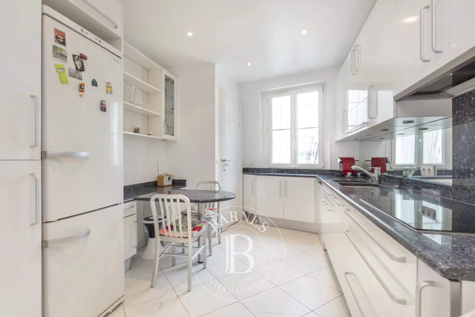 Paris  - Apartment 3 Bedrooms - picture 11