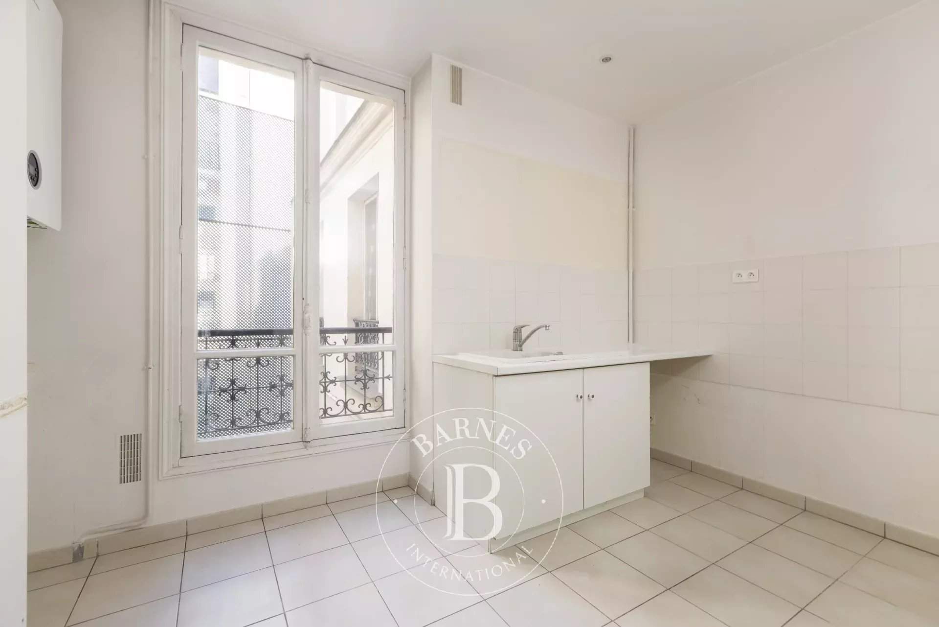 Paris  - Apartment 3 Bedrooms - picture 6