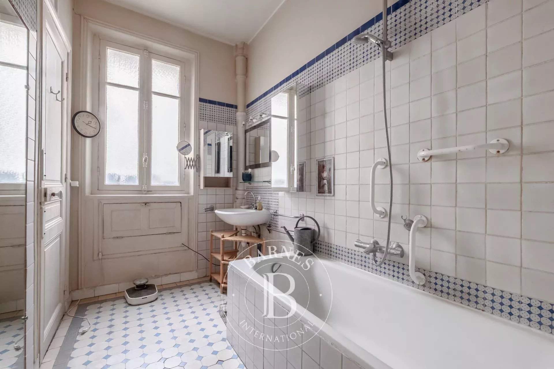 Paris  - Appartement 6 Pièces 4 Chambres - picture 9