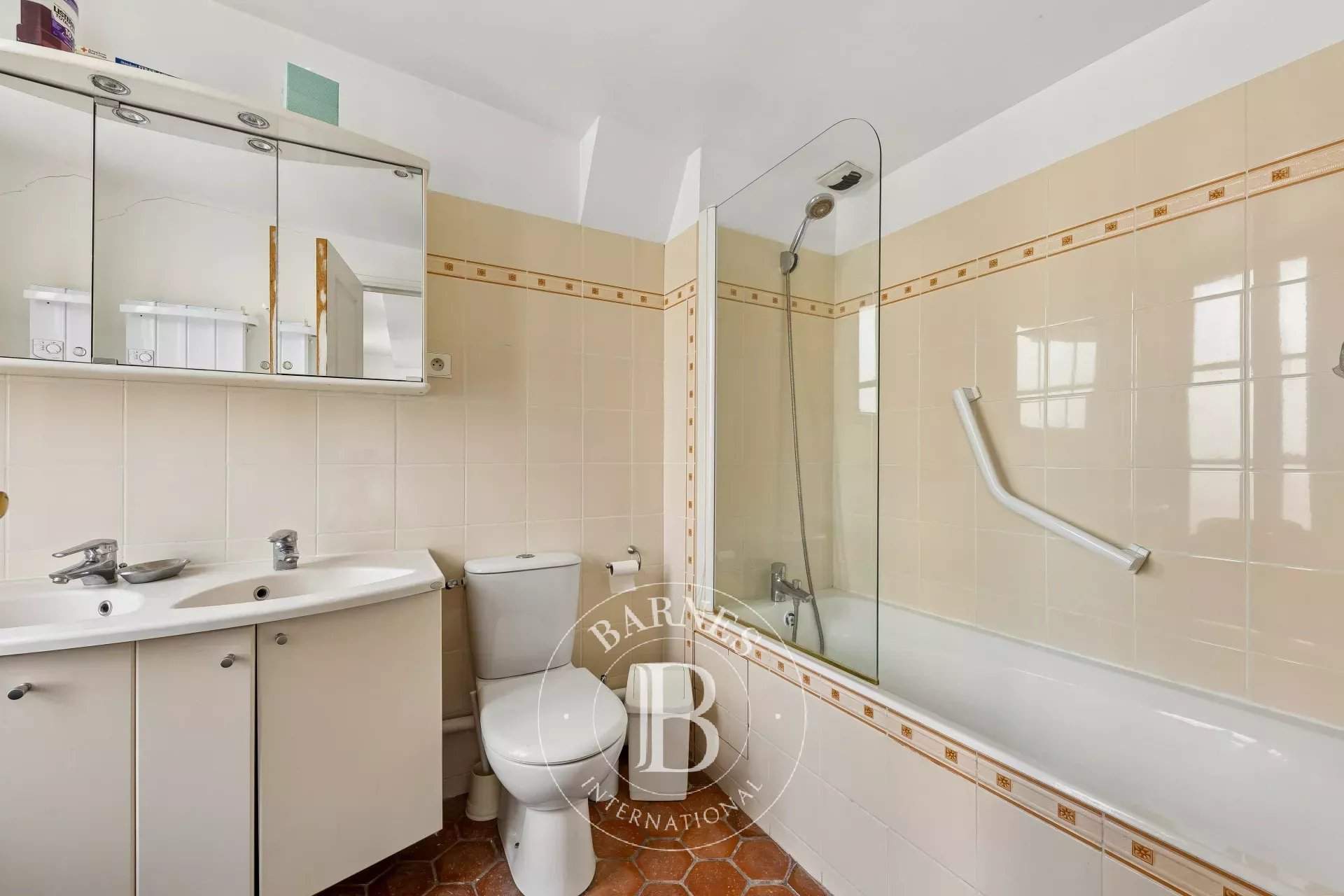 Paris  - Appartement 4 Pi&egrave;ces 2 Chambres - picture 11