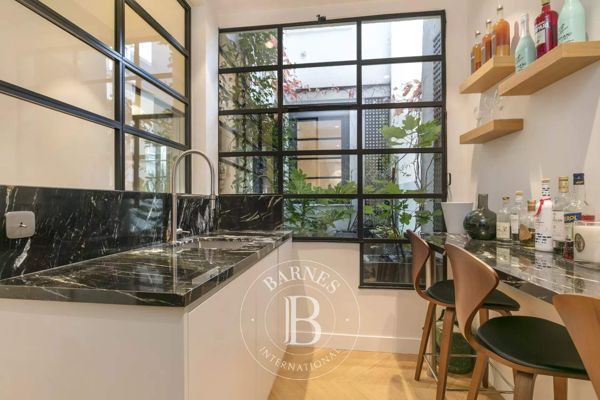 Paris  - Appartement 8 Pièces 4 Chambres - picture 8