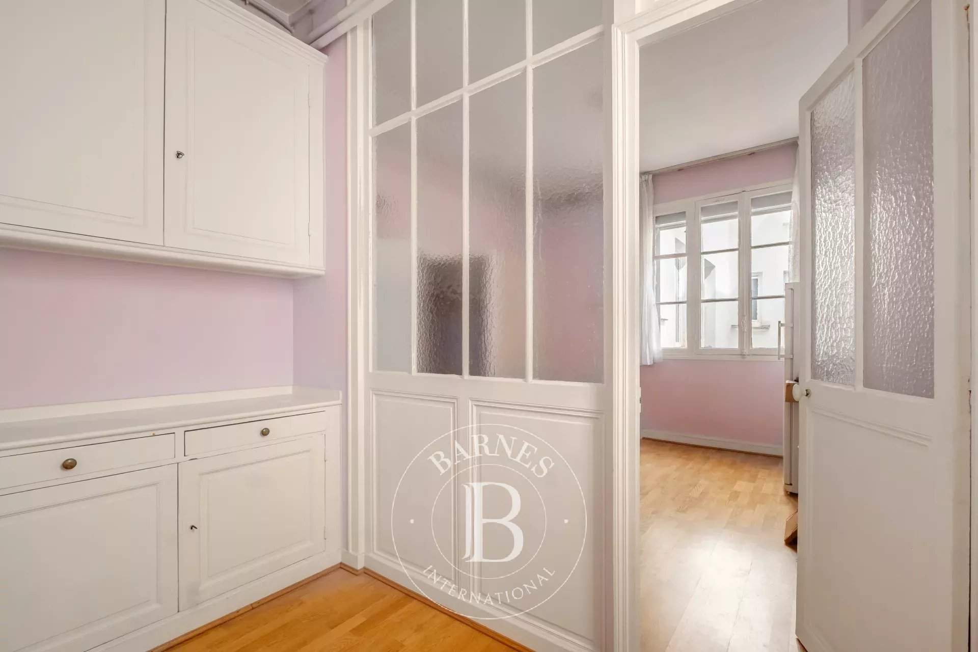Paris  - Apartment 4 Bedrooms - picture 10
